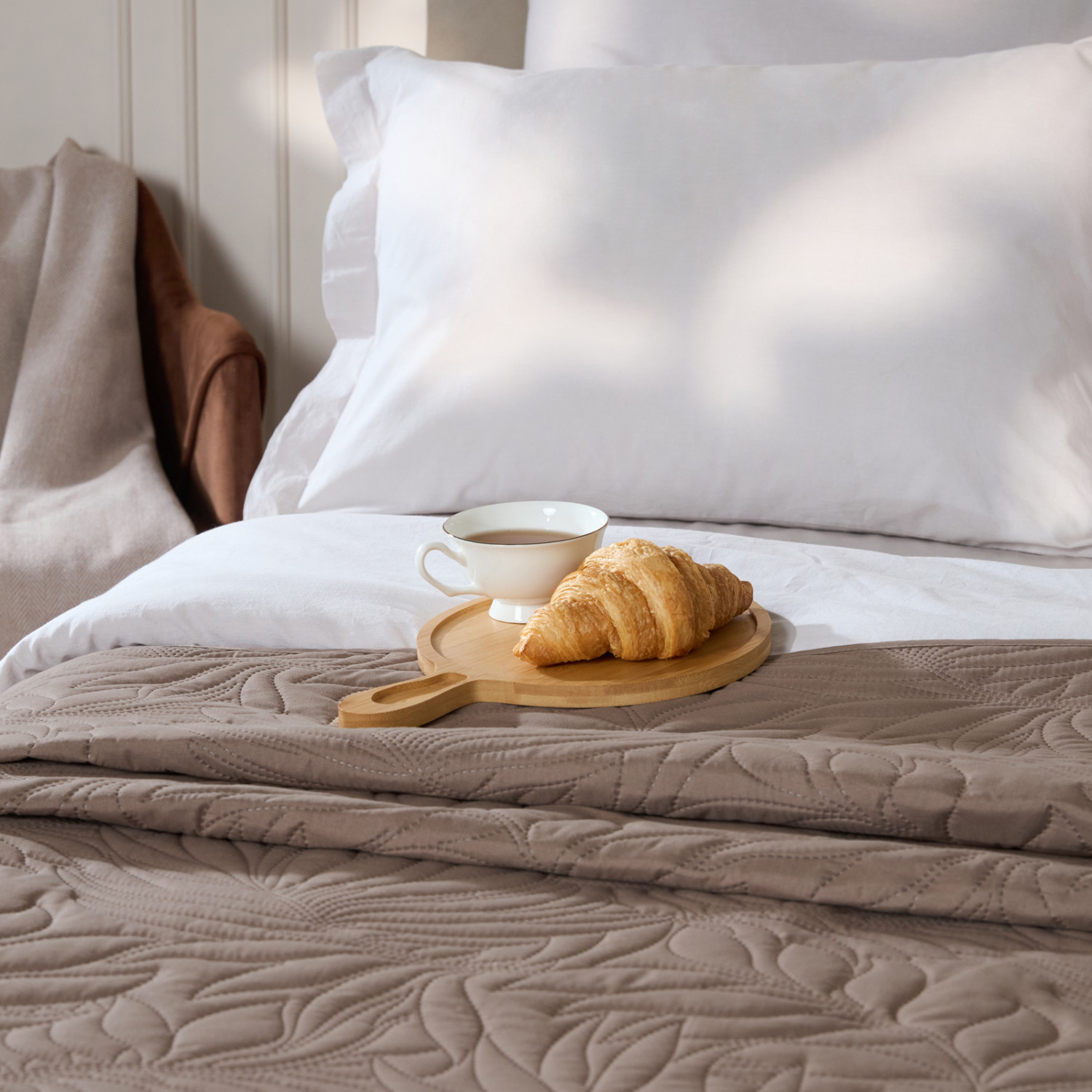 Покрывало Листочки/Fogliare, мокко - фото № 9