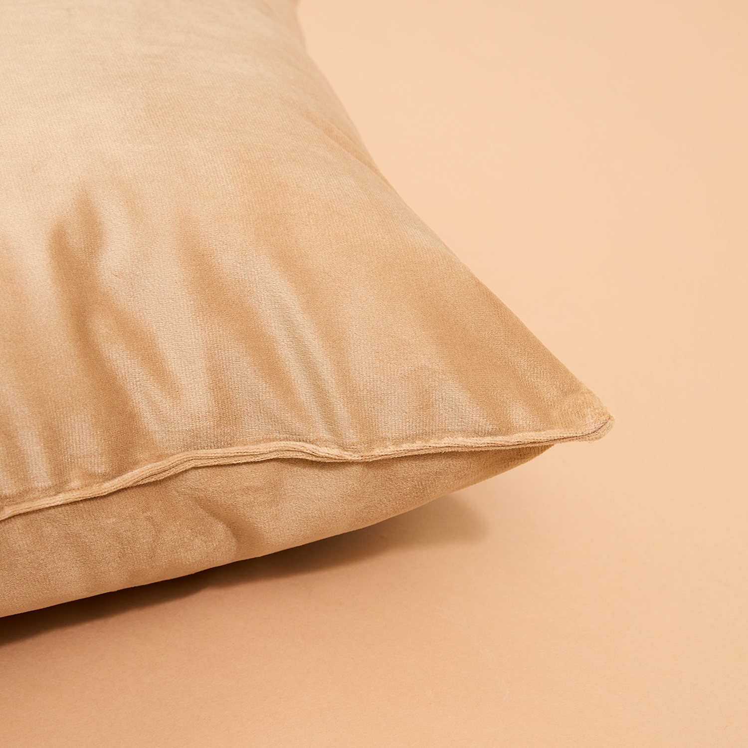 Подушка декоративная Rombico, бежевая - фото № 3