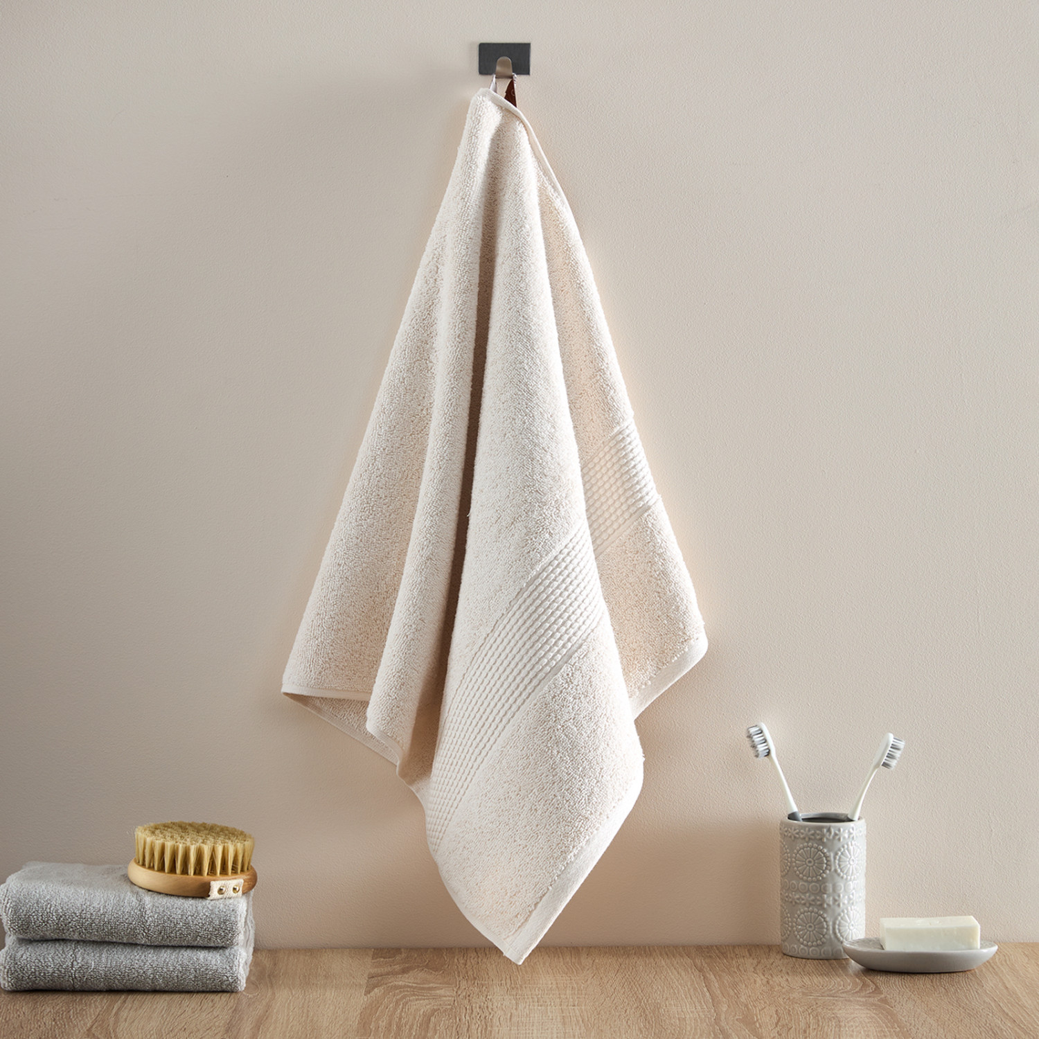 Полотенце махровое Favo, бежевое