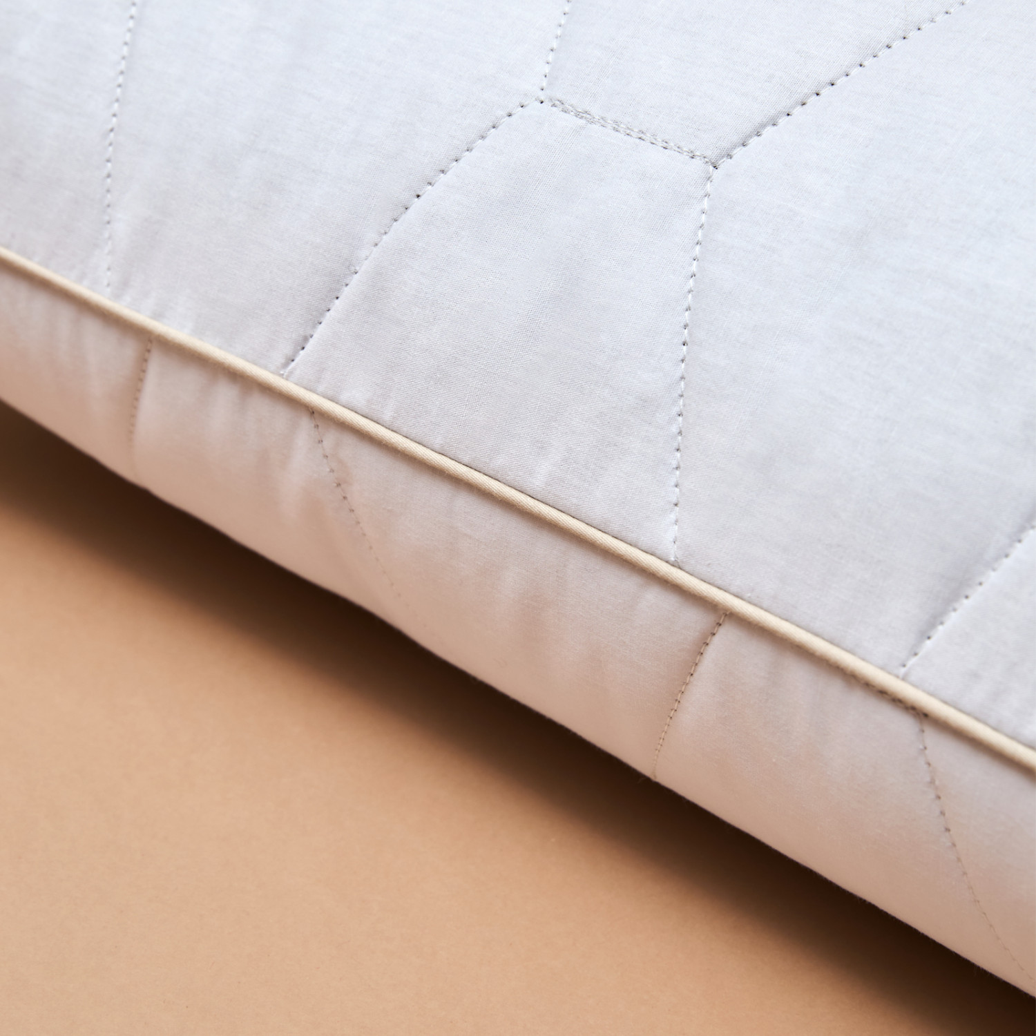 Подушка Уютный верблюд/Cozy Camel - фото № 4