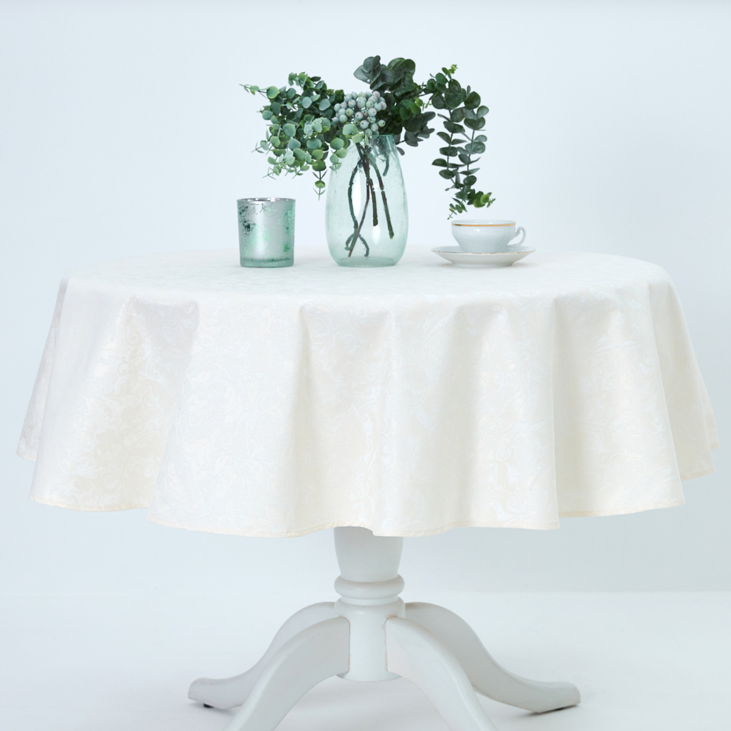 Скатерть круглая Attento