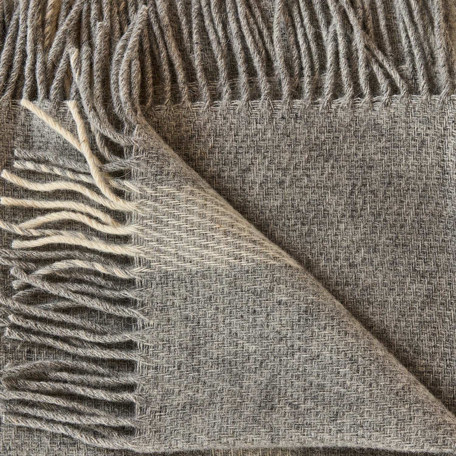 Плед Striscia calda, серый - фото № 5