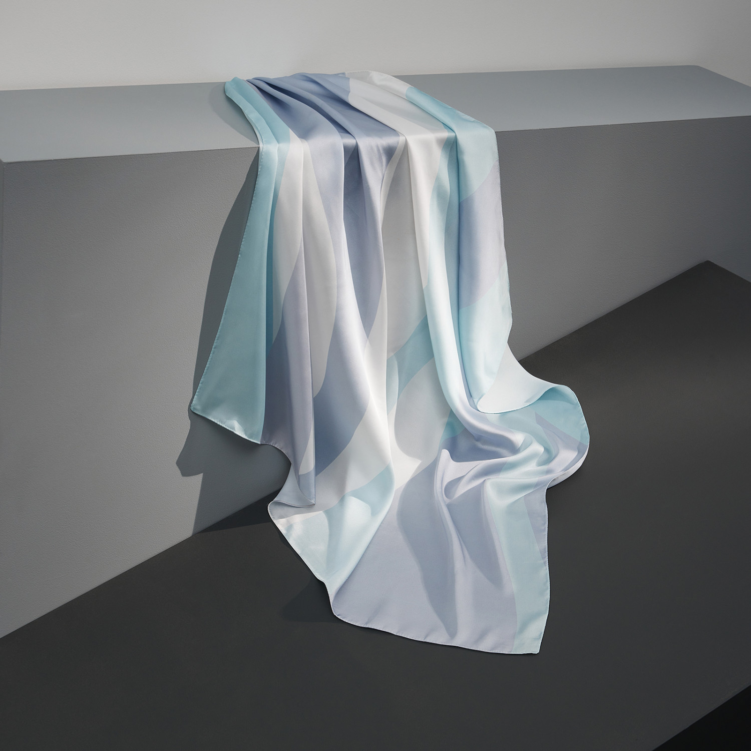 Платок шейный Divina, голубой I - фото № 11