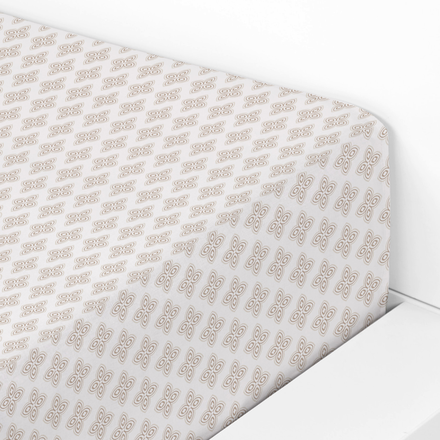 Простыня на резинке Fango