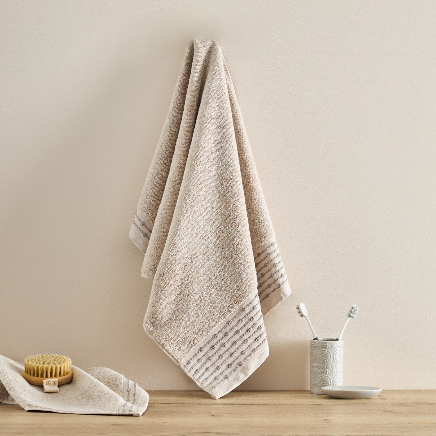 Полотенце махровое Punto, бежевое - фото № 2