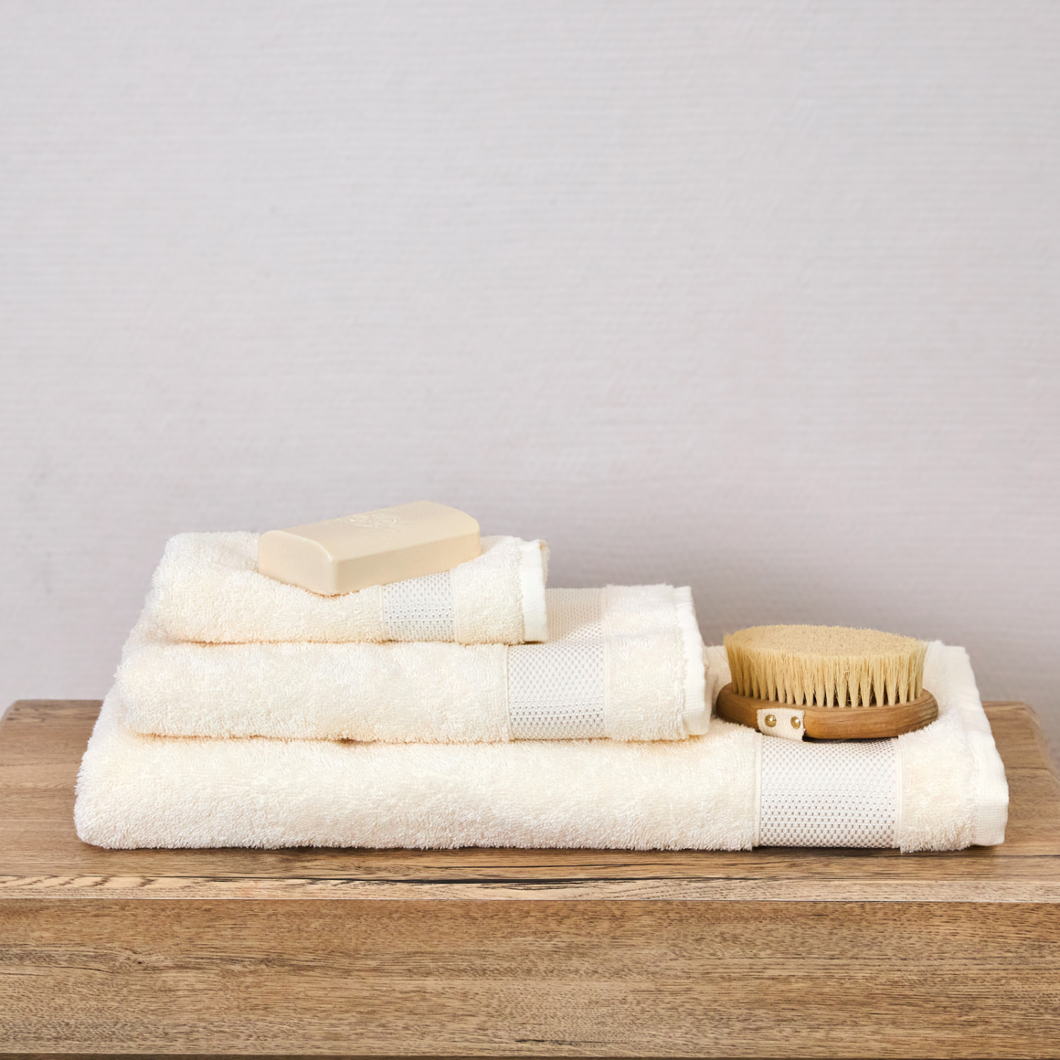 Полотенце махровое Dalia, молочное - фото № 2