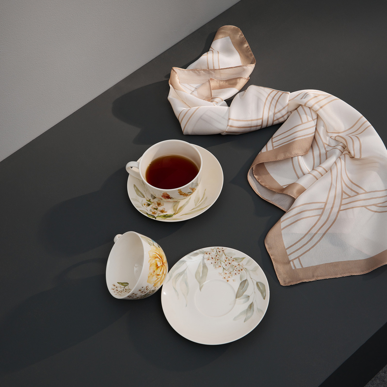 Платок шейный Божественный/Divina, бежевый II - фото № 10