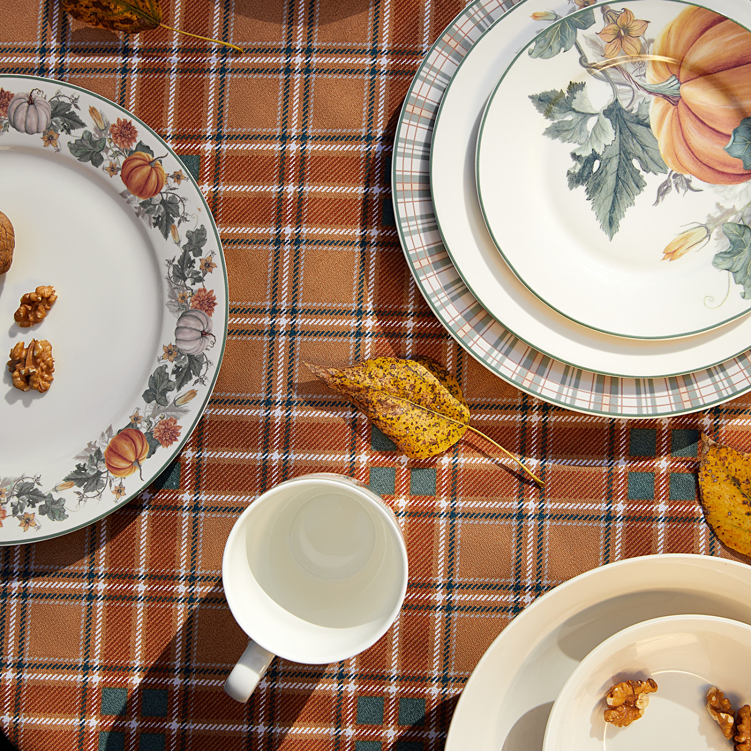 Тарелка Autumn falls II - фото № 6