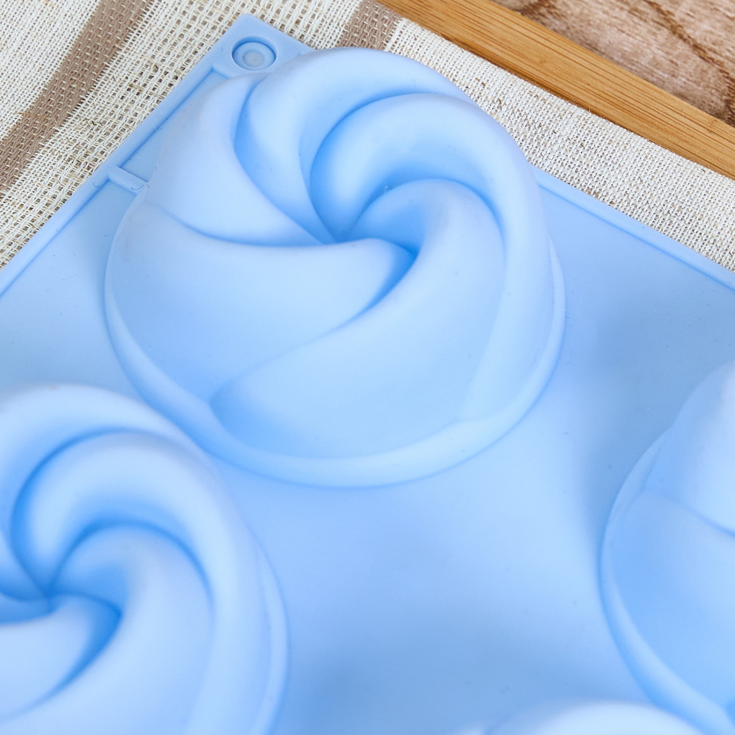 Форма для выпечки Aroma of flowers, голубая - фото № 3