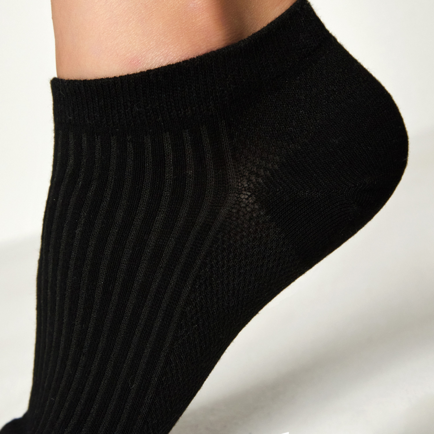 Носки Socks, черные/белые - фото № 2