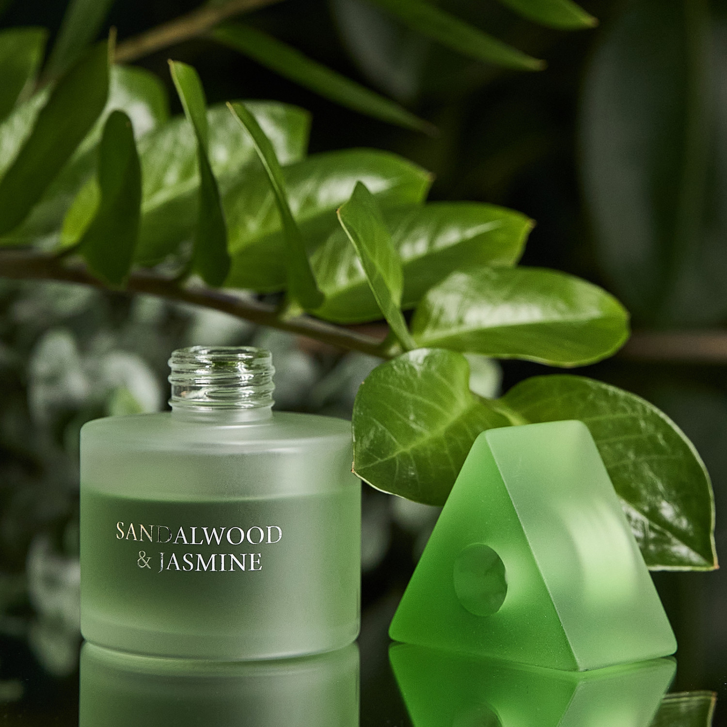 Диффузор Sandalwood & Jasmine 100 мл - фото № 4