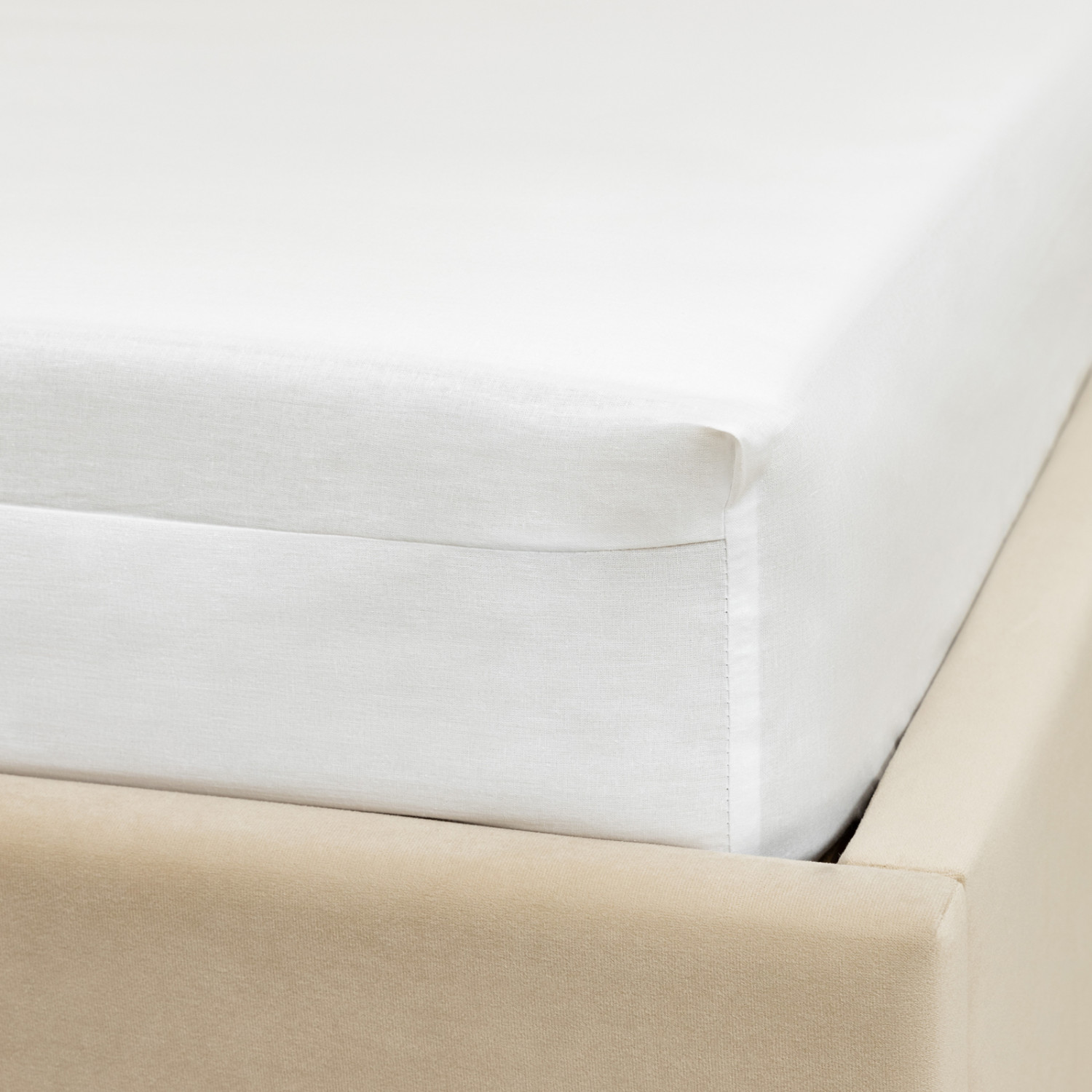 Простыня на резинке Белый лебедь