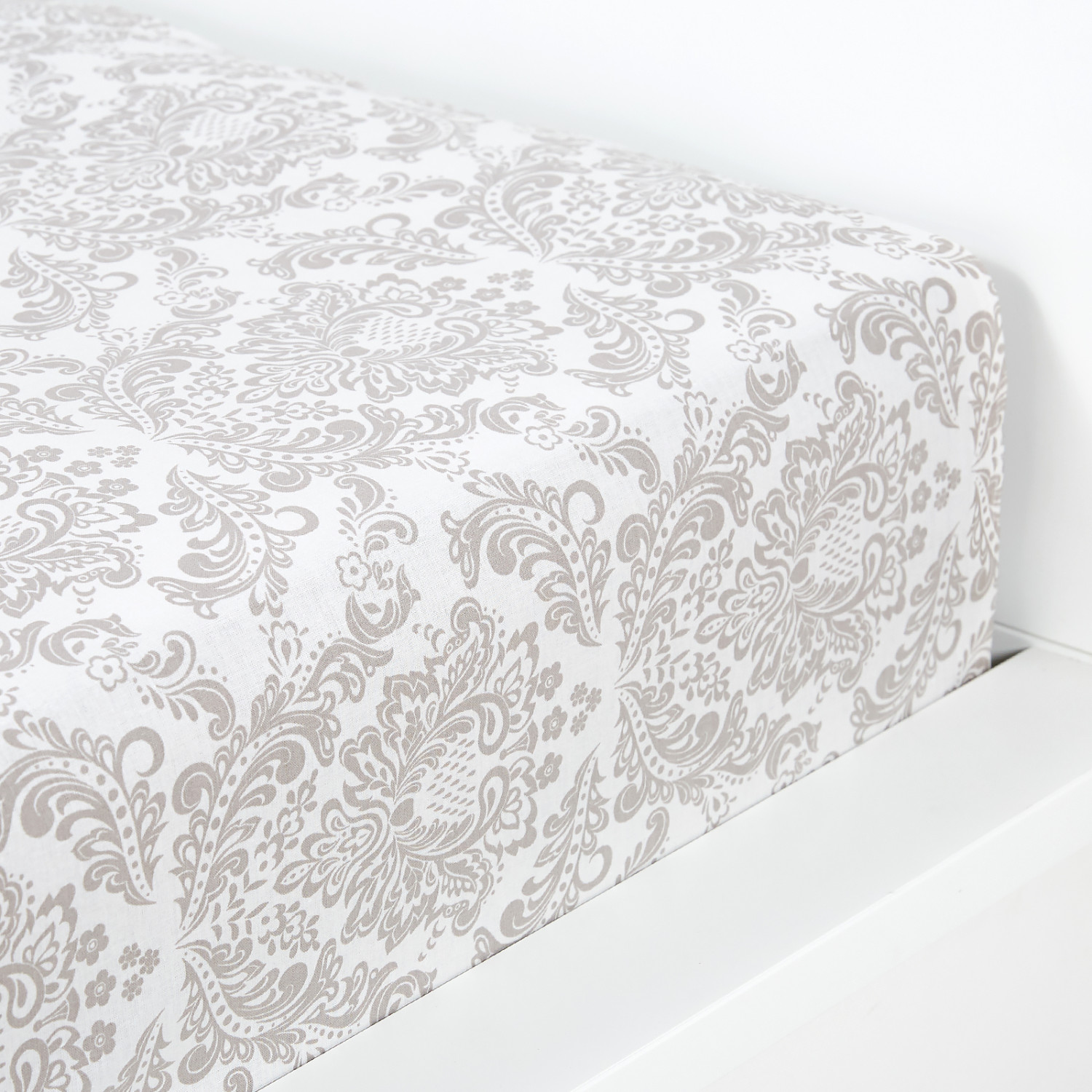 Простыня на резинке Graziosa