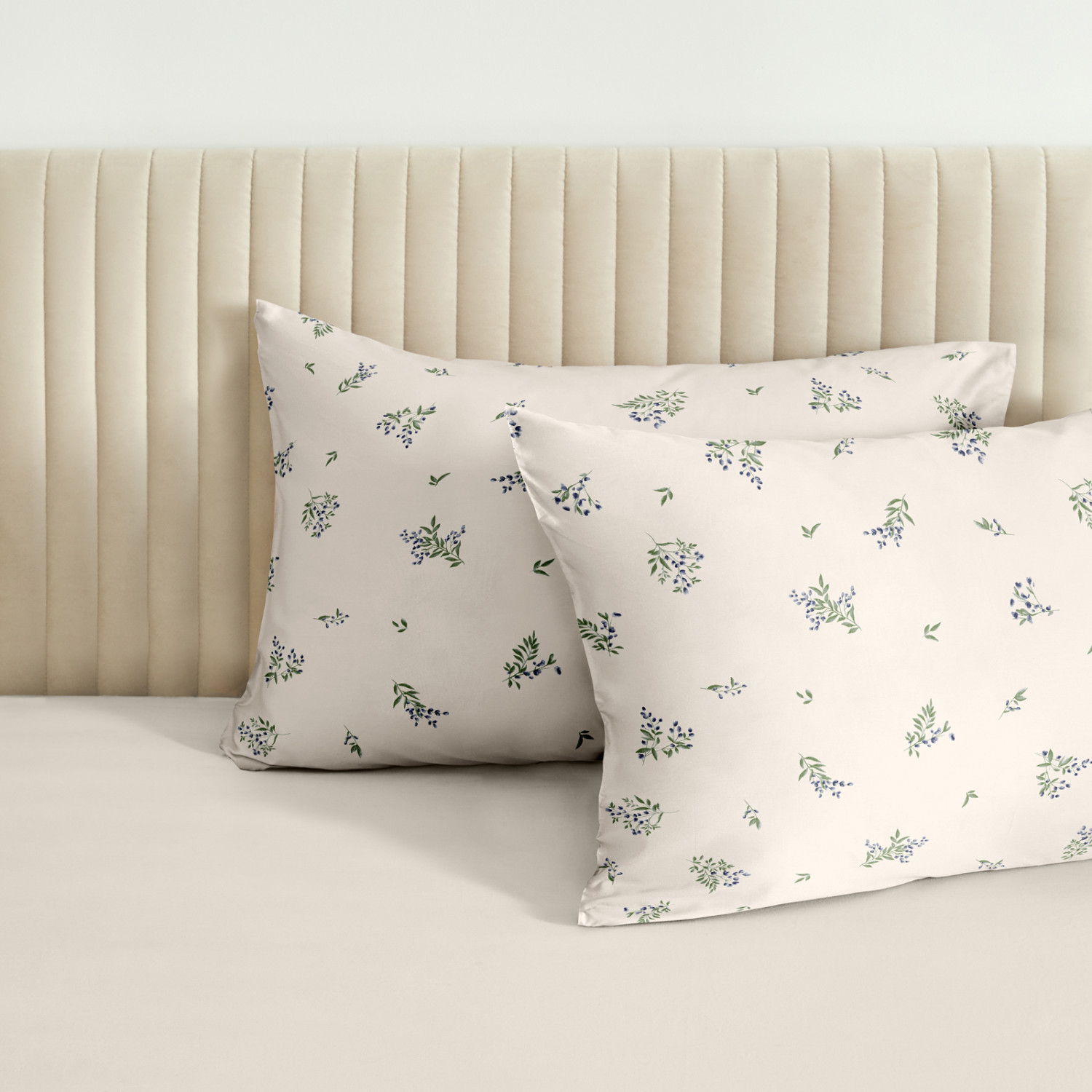 Комплект наволочек Туманные цветы/Misty flowers