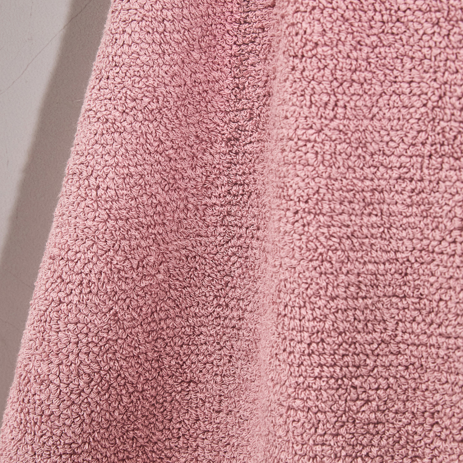 Полотенце махровое Savona, брусника - фото № 2