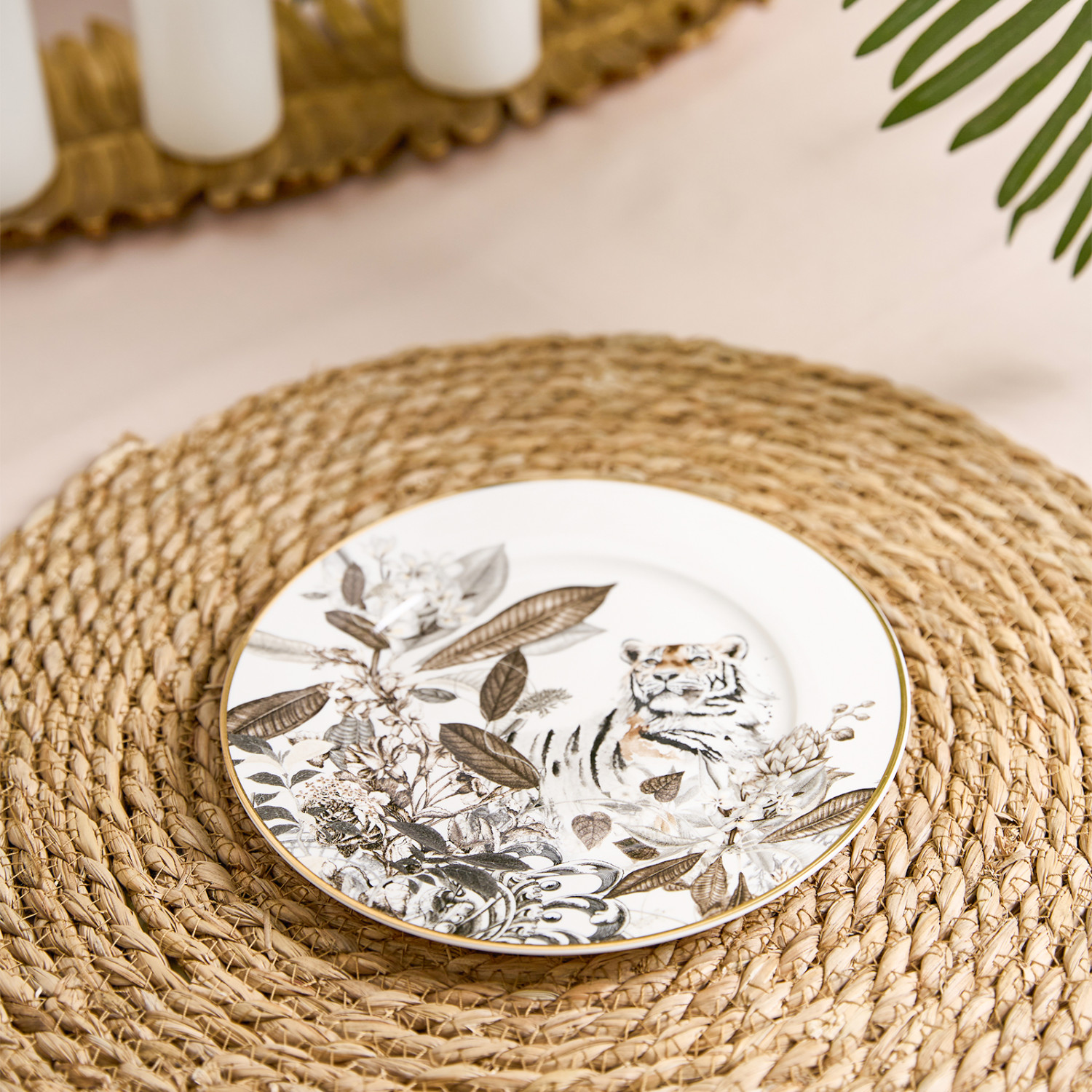 Тарелка Gold Tiger