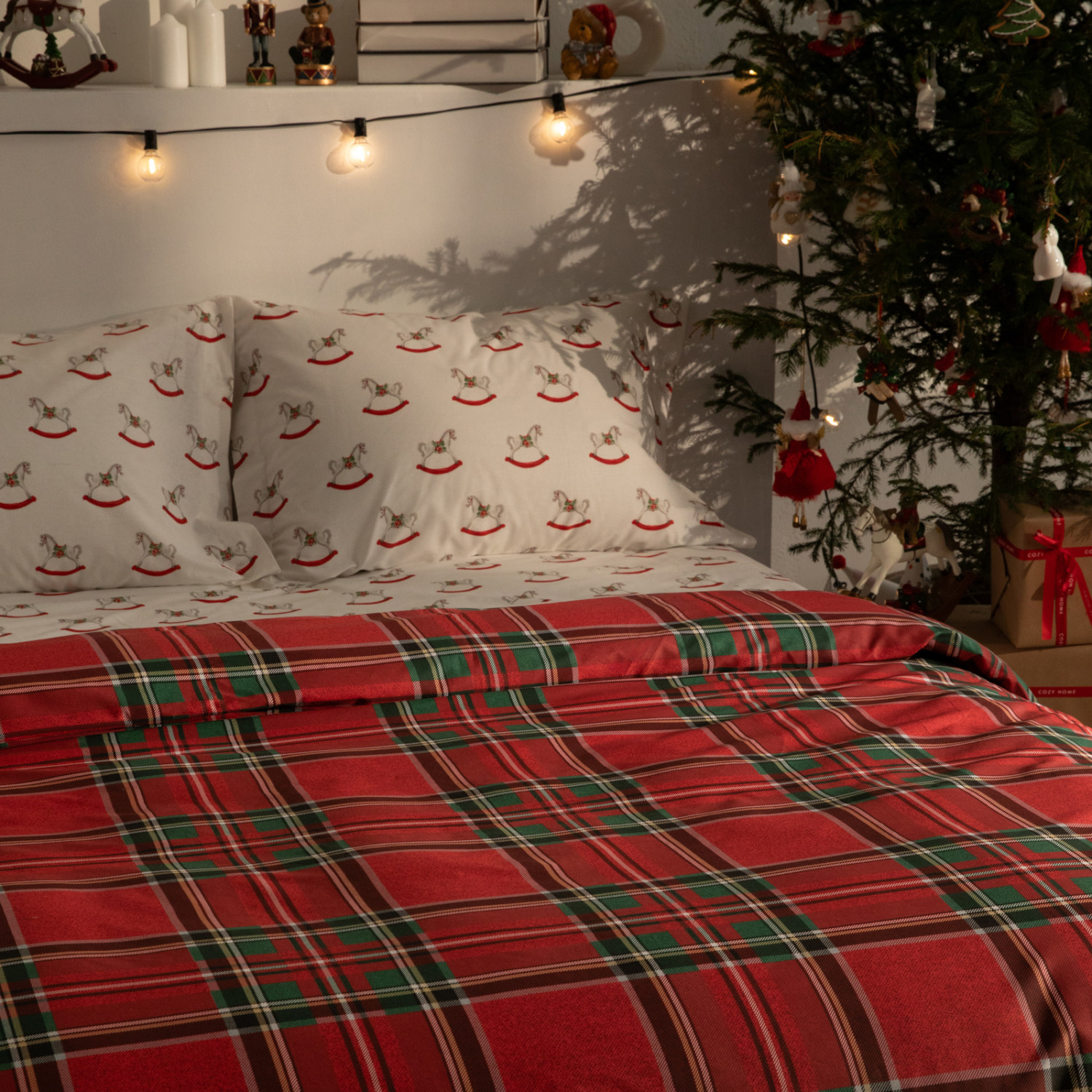 Постельное белье Праздничные игрушки/Holiday Toys - фото № 4