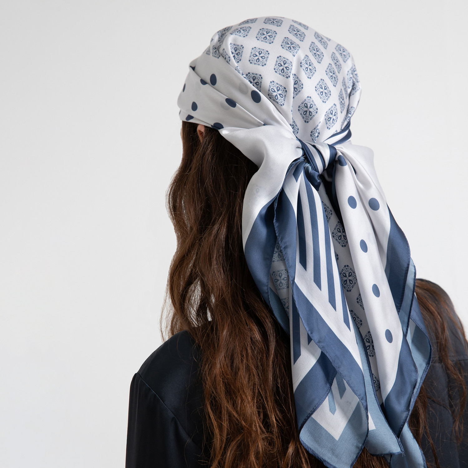 Платок шейный Точки/Dotty II - фото № 3