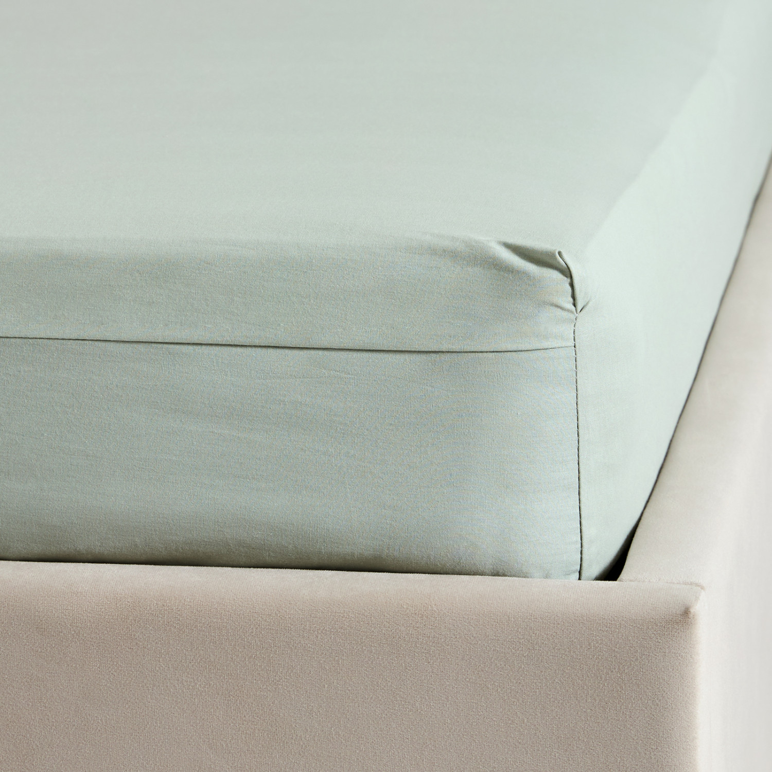 Простыня на резинке Light olive, перкаль