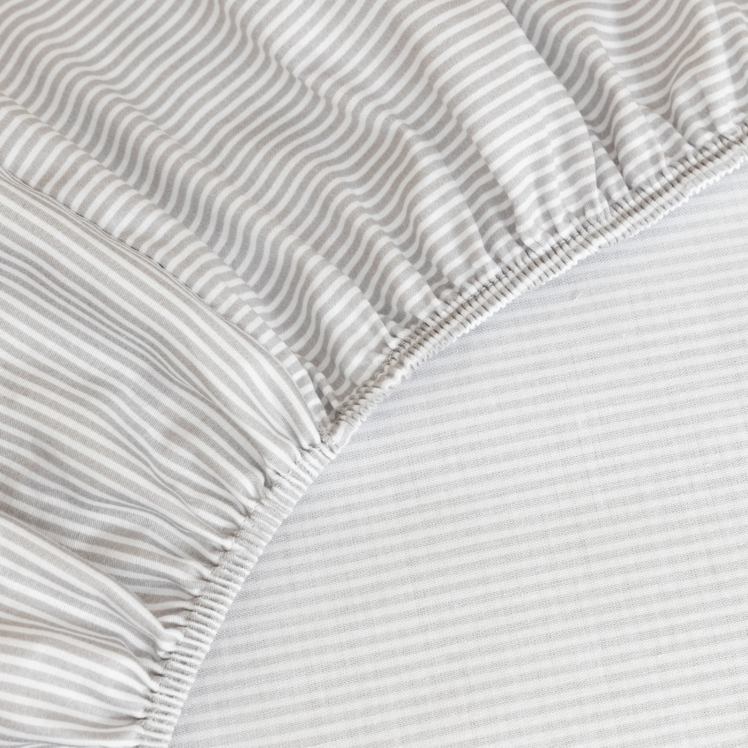 Простыня на резинке Gray lines - фото № 5