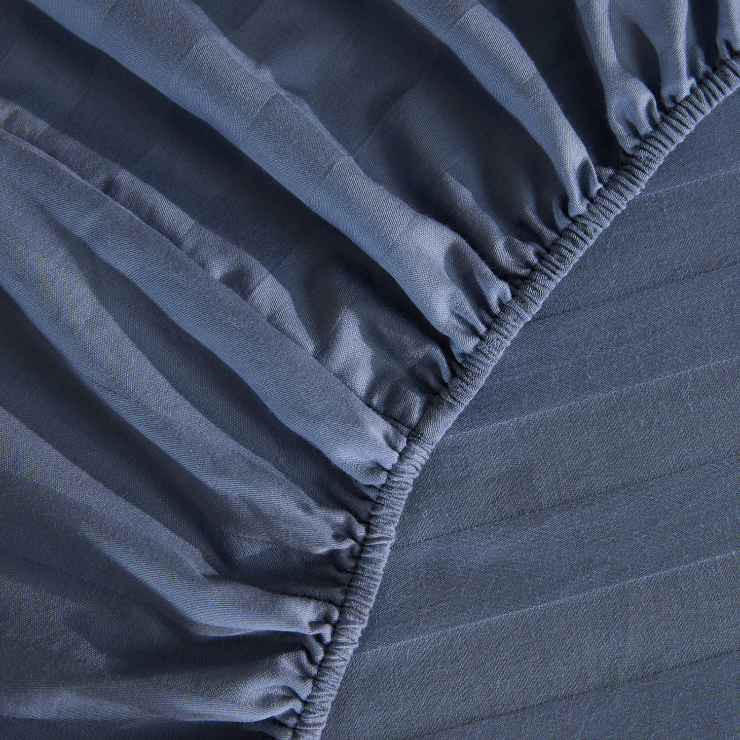 Простыня на резинке Темная вода/Dark water - фото № 6