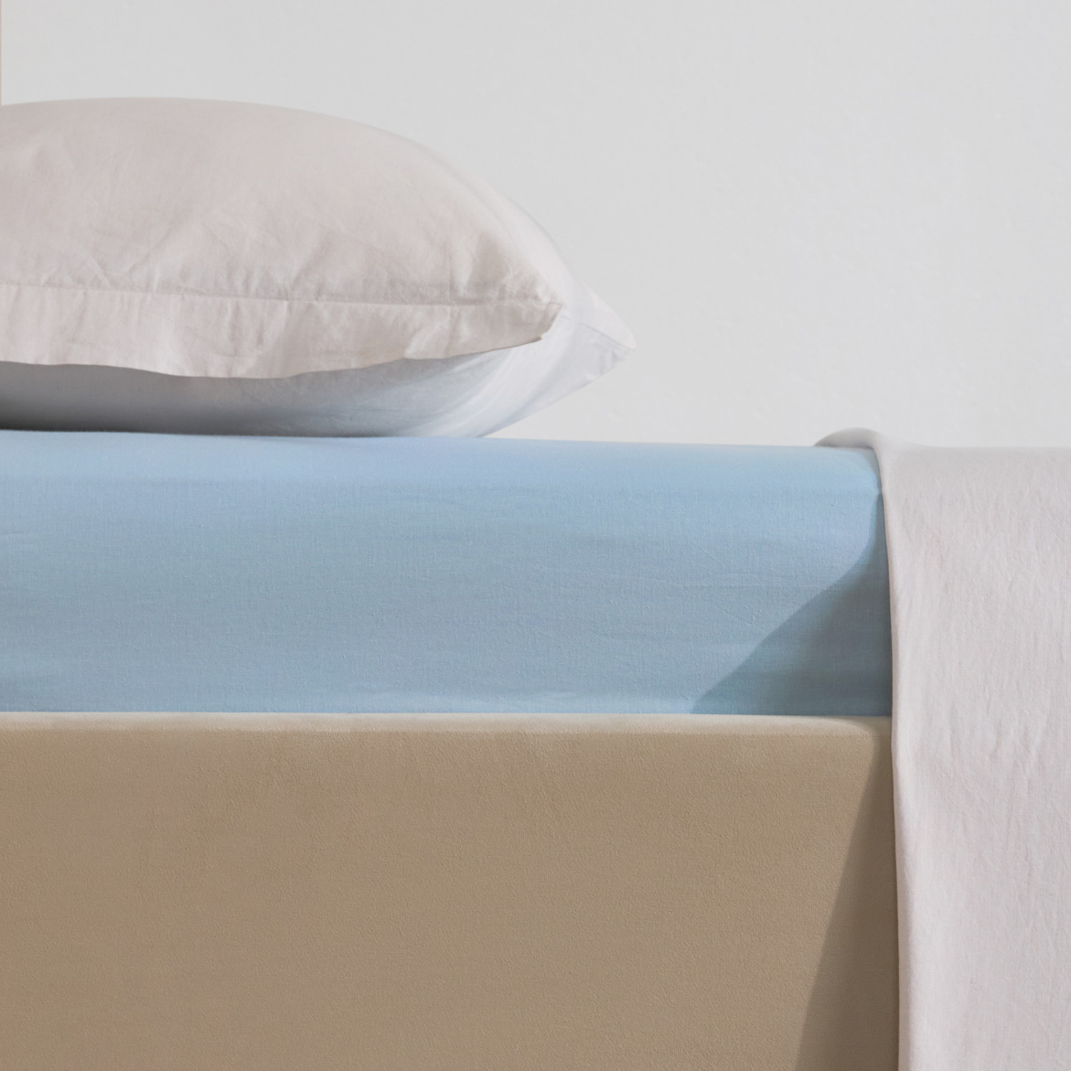 Простыня на резинке Ангел - фото № 2