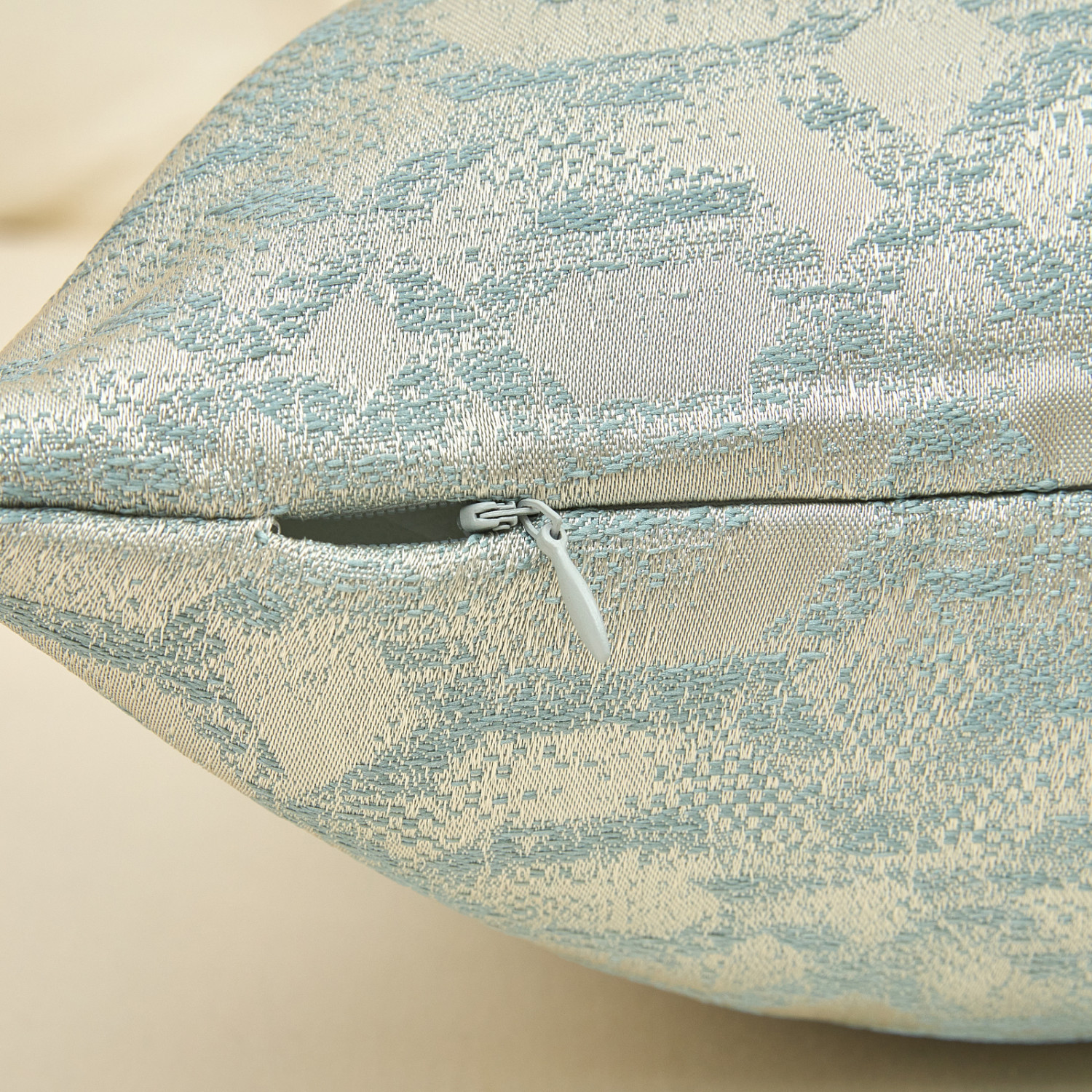 Подушка декоративная Lussuoso, голубая - фото № 3