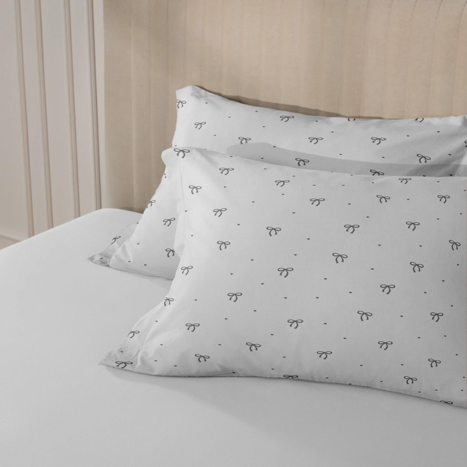 Комплект наволочек Графитовый бант с ушками