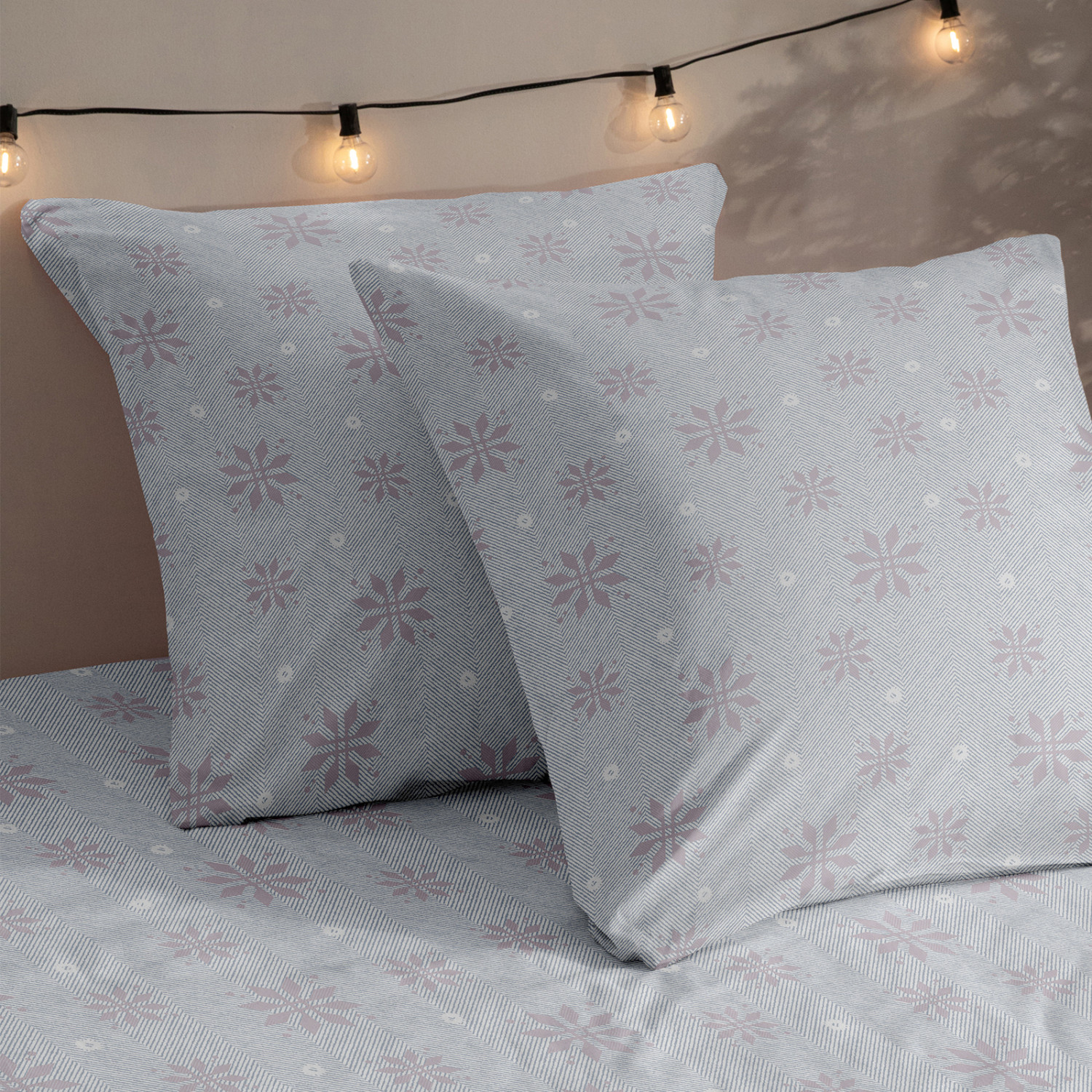 Комплект наволочек Snowflakes