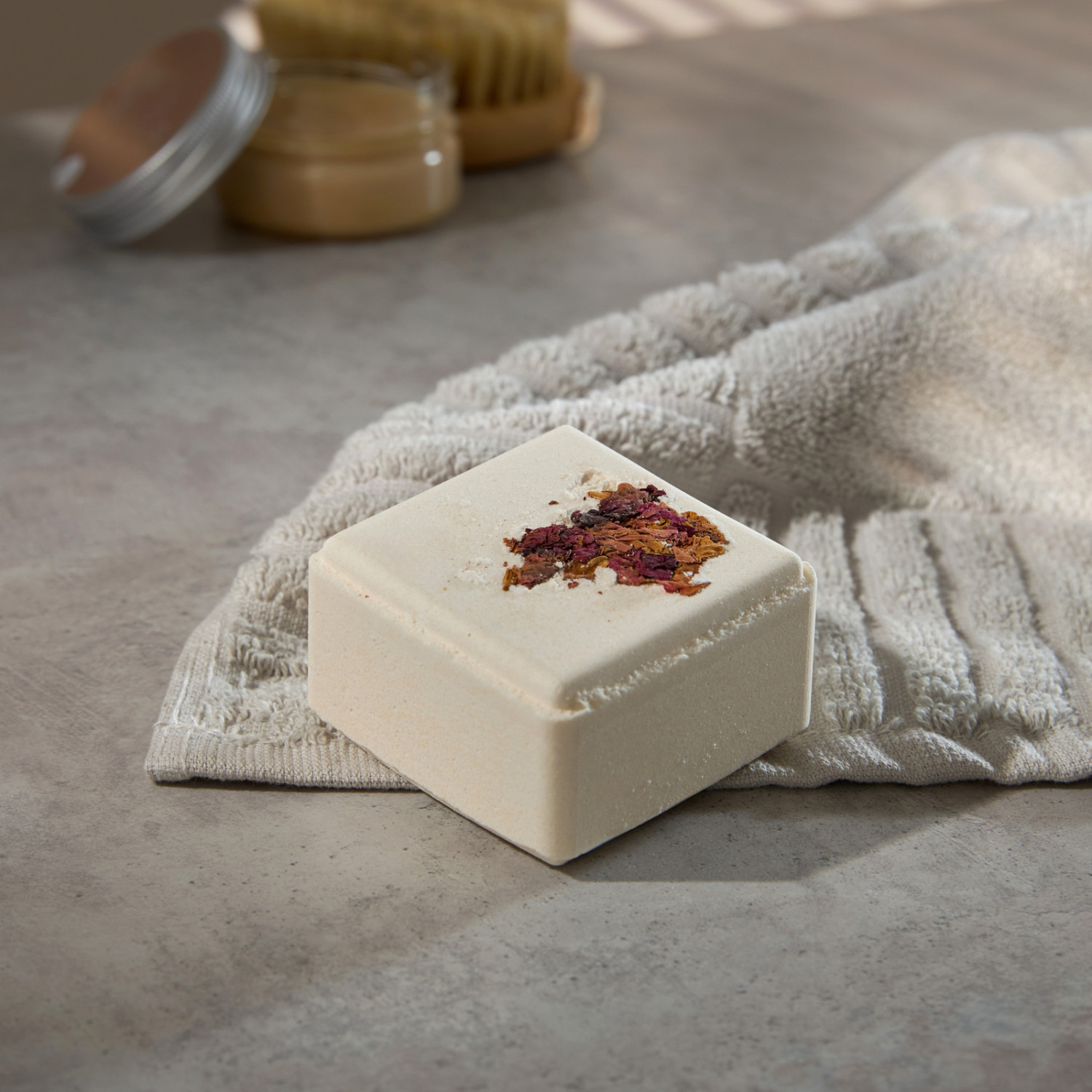 Бомбочка Клубничное мороженое 150 гр. - фото № 7