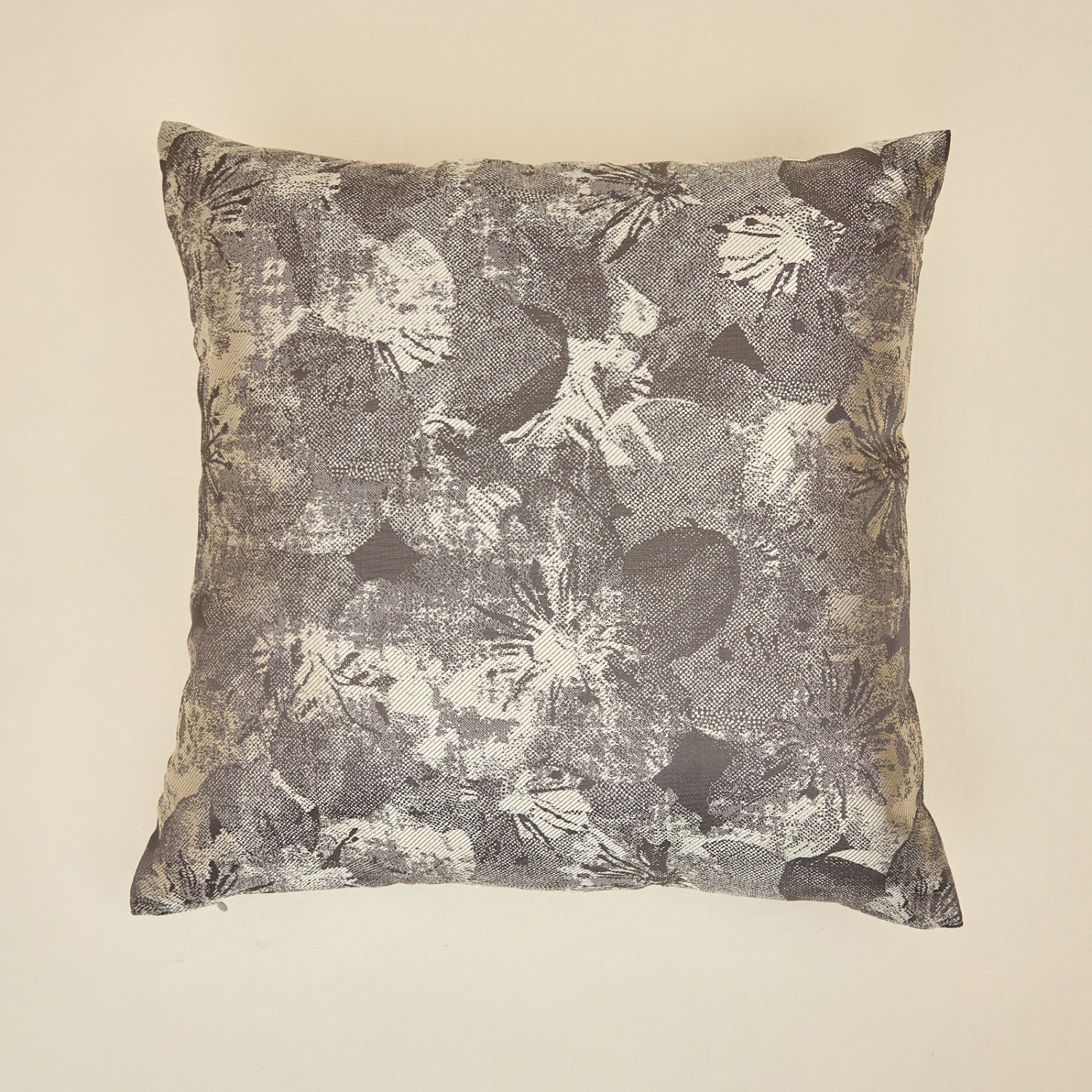 Подушка декоративная Золотистая листва/Fogliame dorato, серая