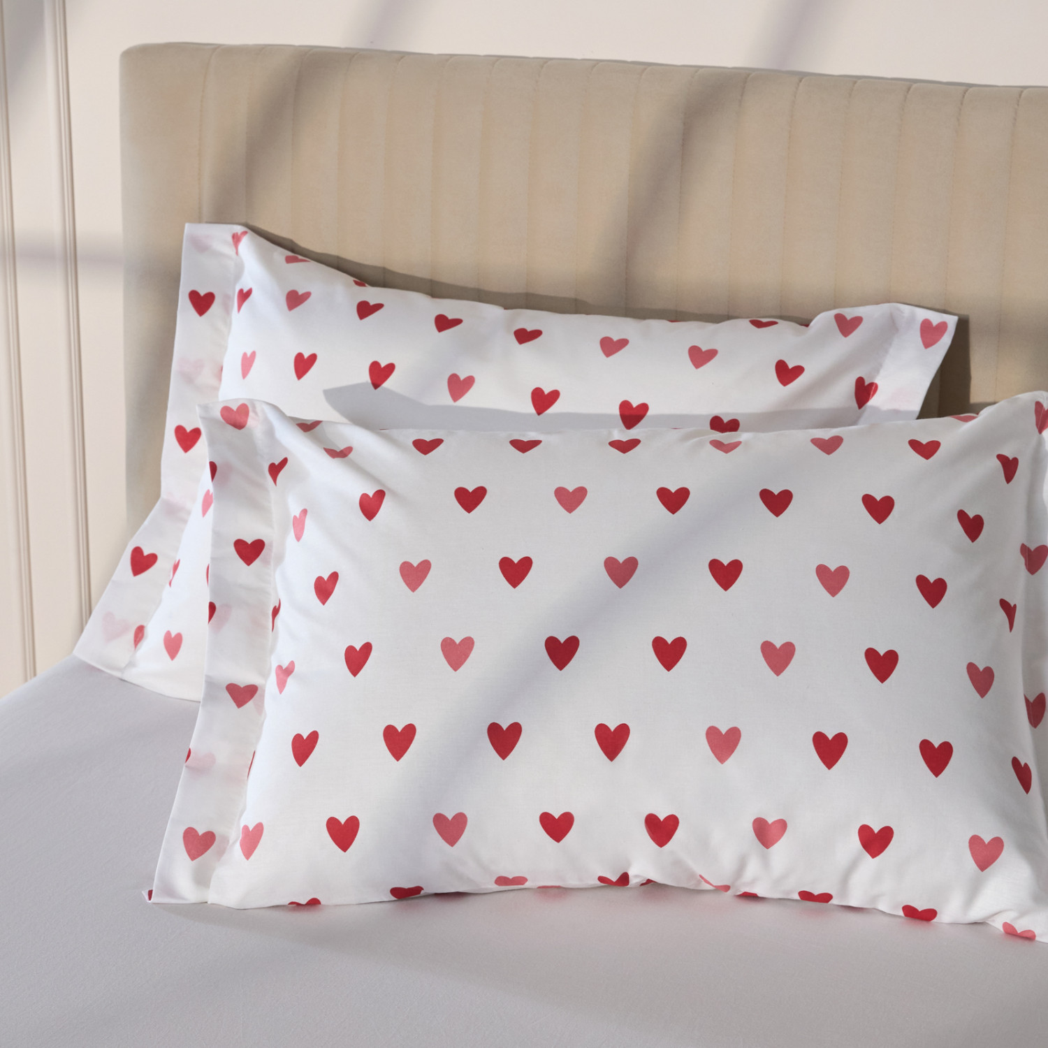 Комплект наволочек Любовь моя (красный)/Amore Mio red с ушками