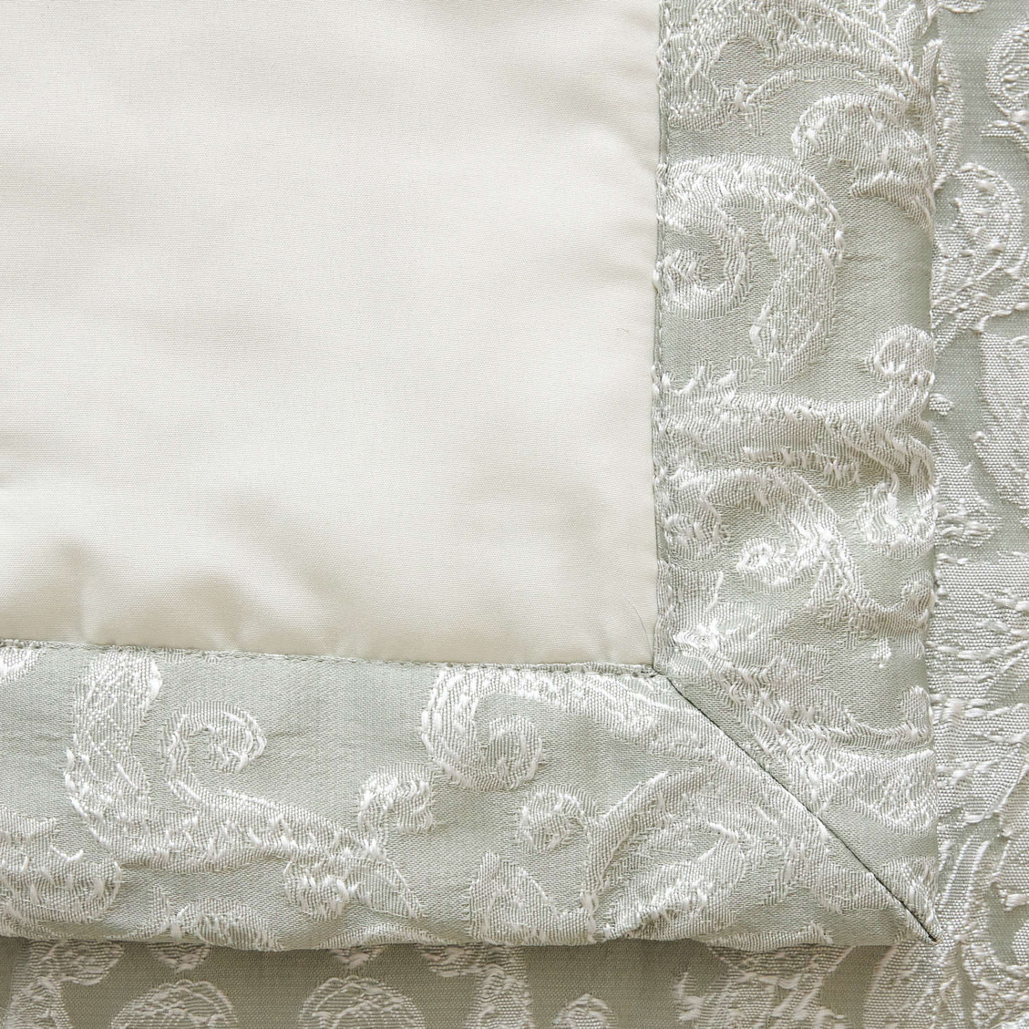 Покрывало Монограммы/Monogrammi - фото № 3