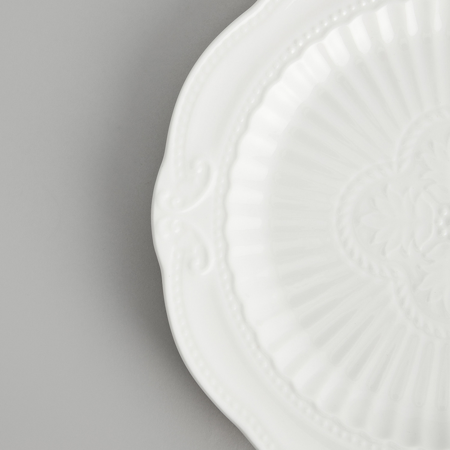 Тарелка Emboss White I - фото № 4