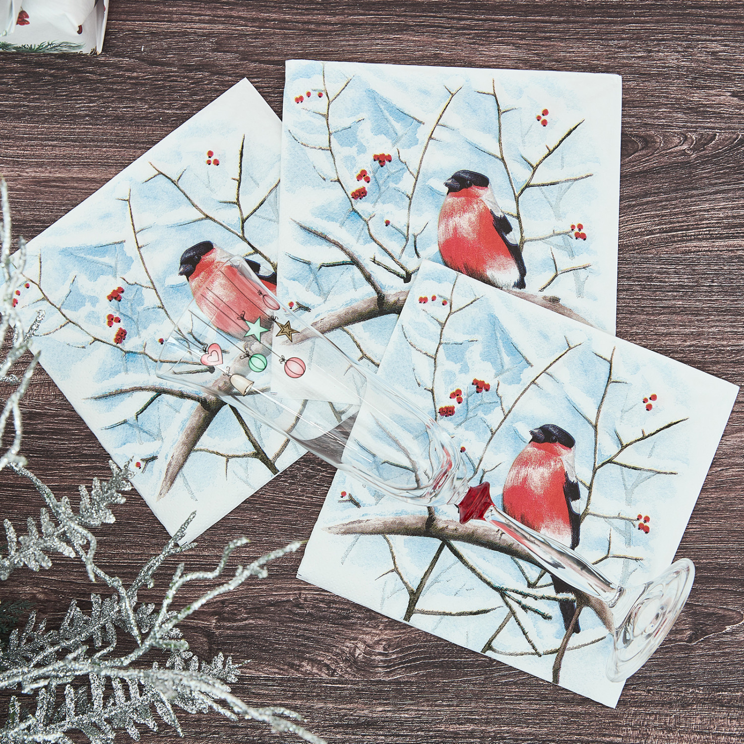 Салфетки бумажные Bullfinch