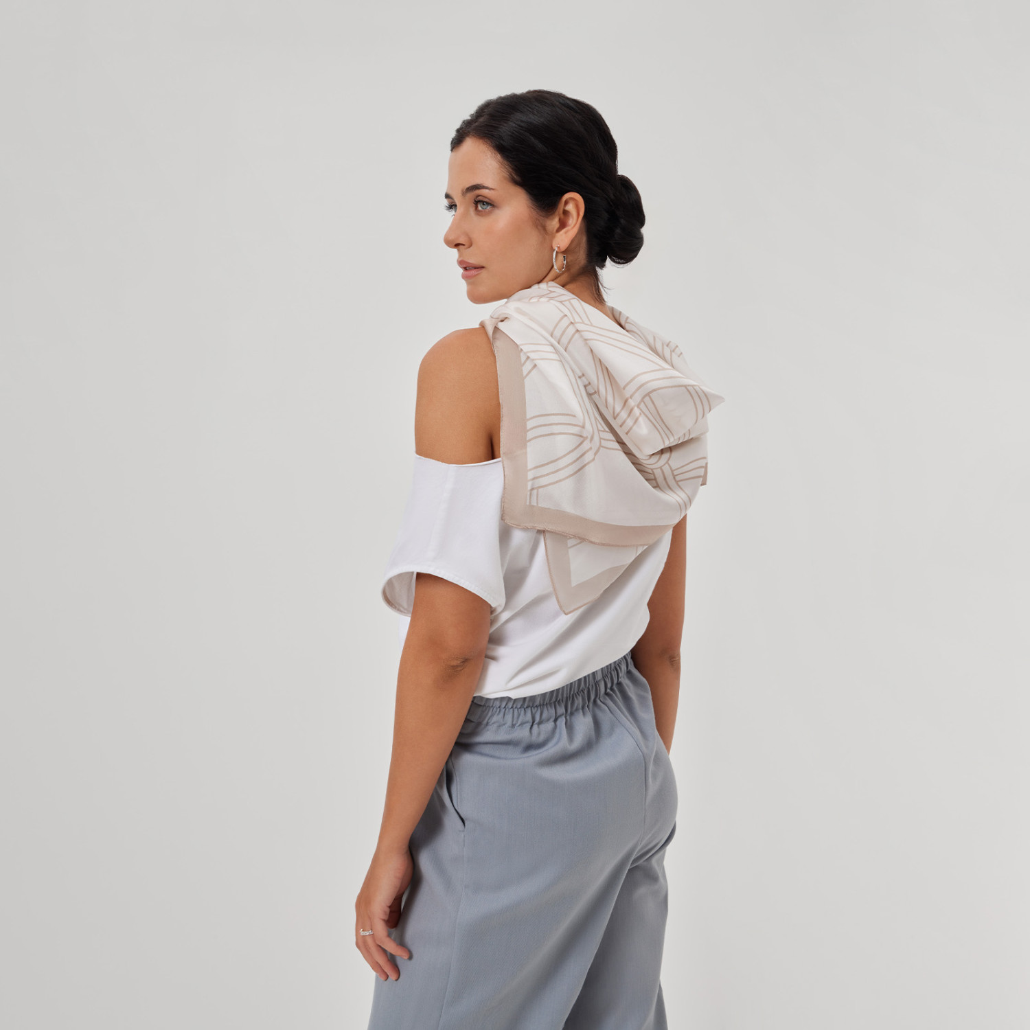 Платок шейный Divina, бежевый II - фото № 3