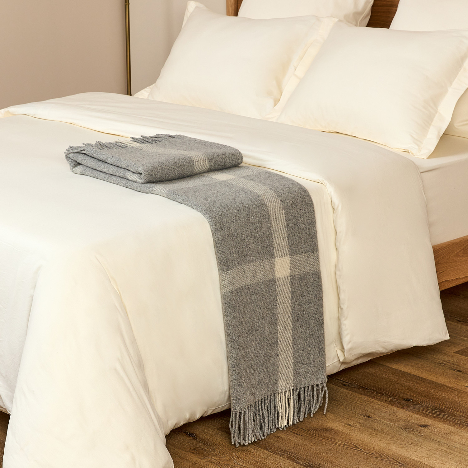 Плед Striscia calda, серый - фото № 2