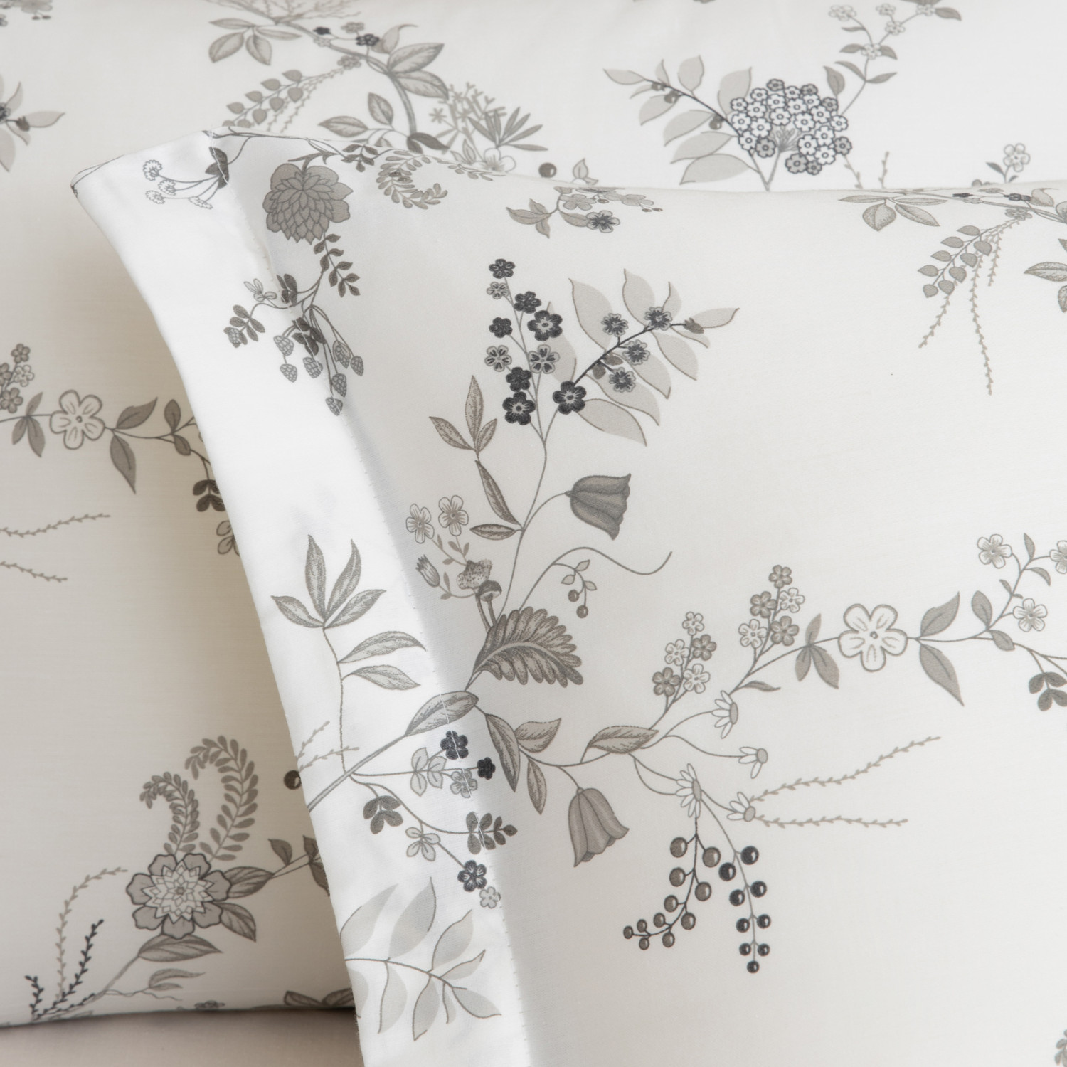 Комплект наволочек Сибилла (серый) с ушками - фото № 5