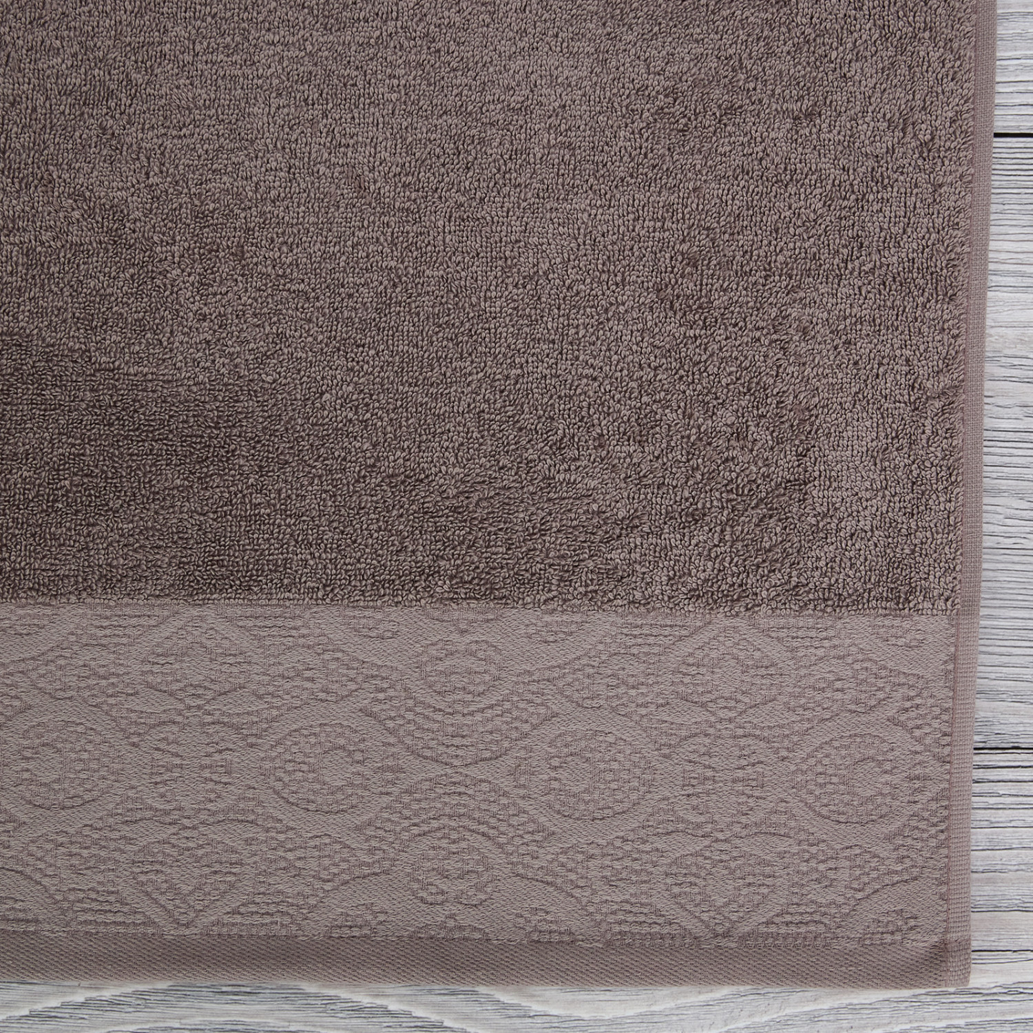 Полотенце махровое Iridescent, коричневое - фото № 5