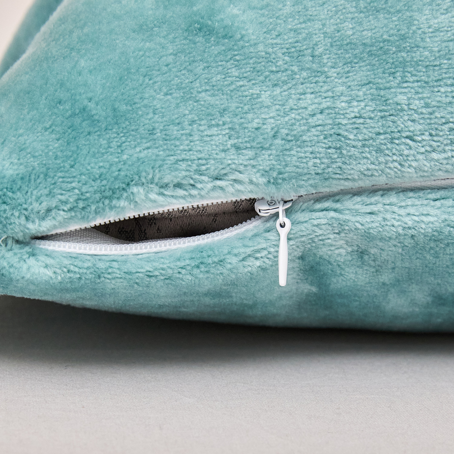 Наволочка декоративная Сверхмягкий/Supersoft, лазурь - фото № 3