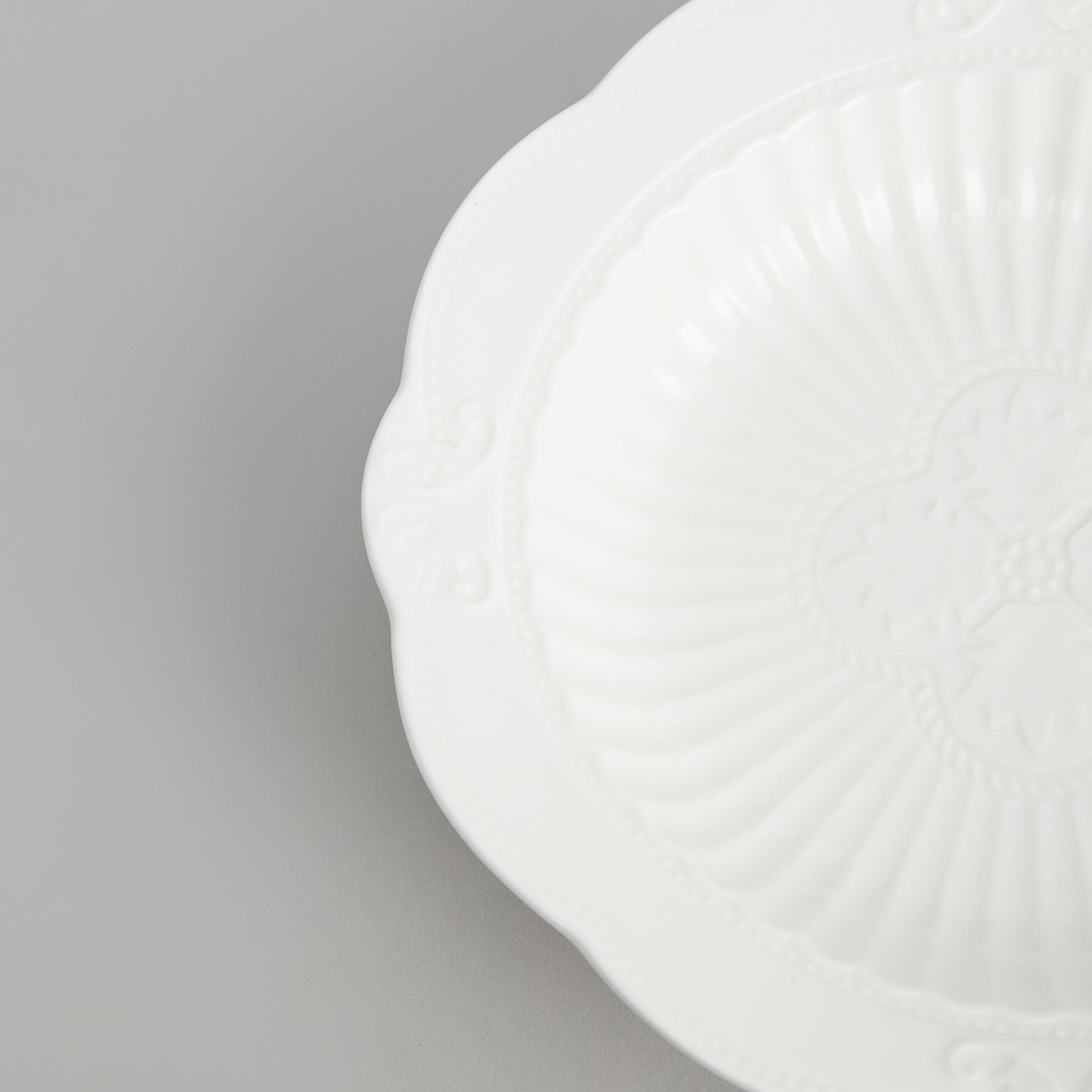 Тарелка Emboss White II - фото № 4
