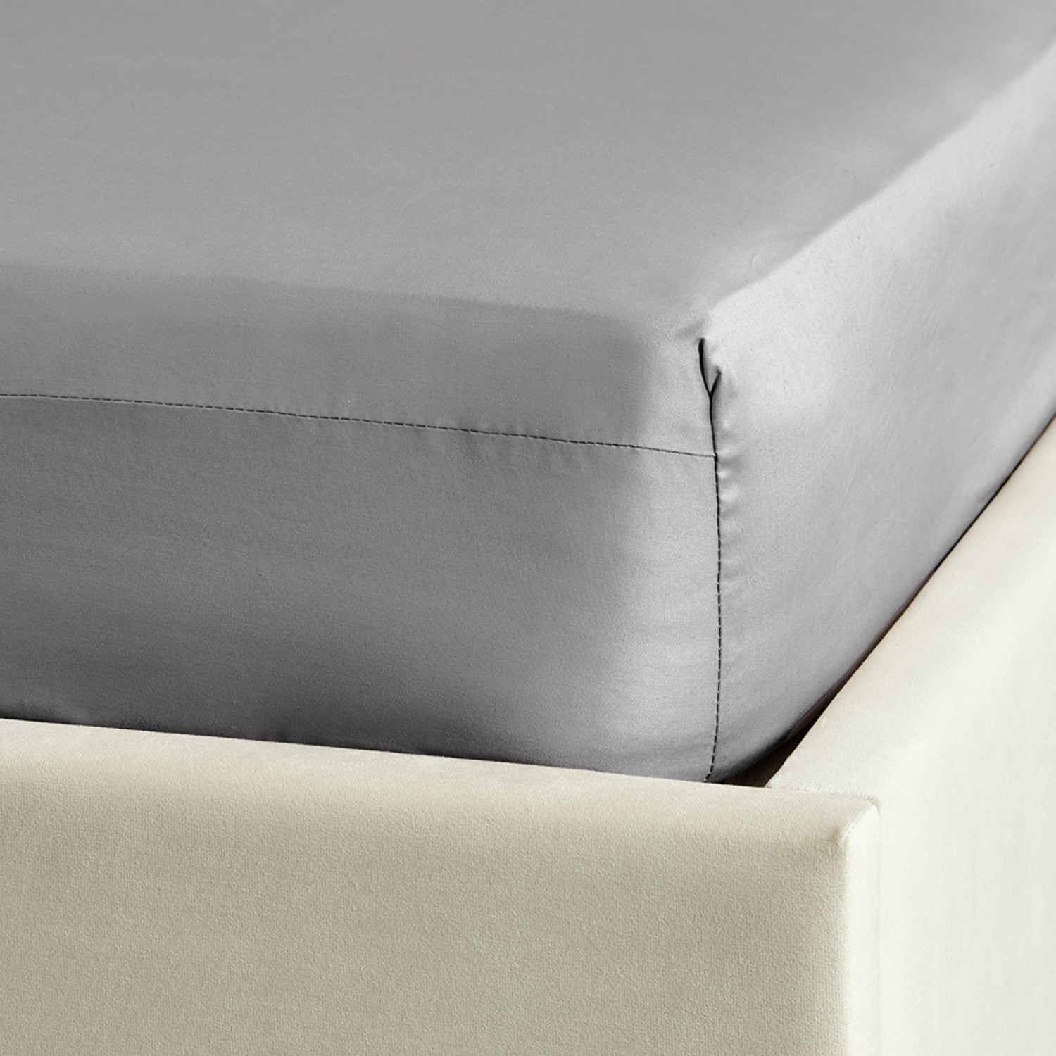 Простыня на резинке Серебристо-серый/Silver grey