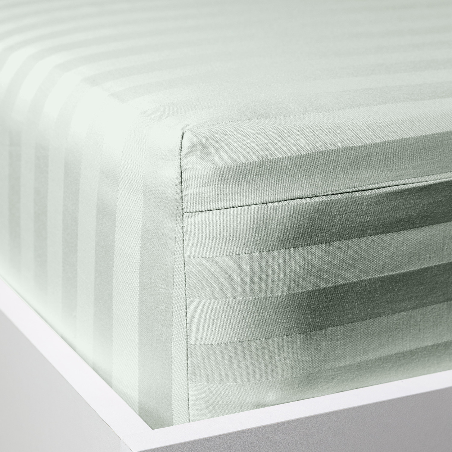 Простыня на резинке Smoke