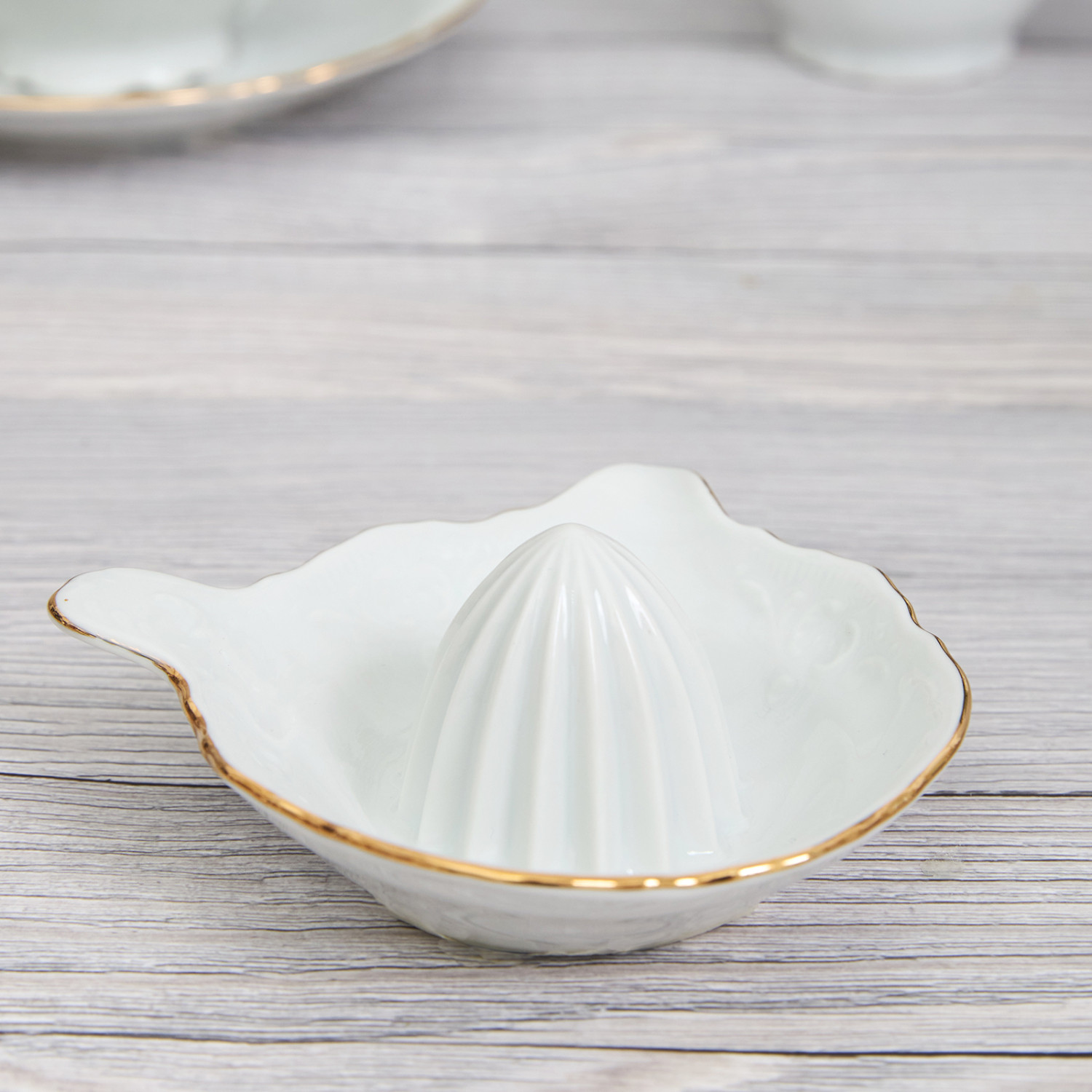 Розетка для лимона Venice gold