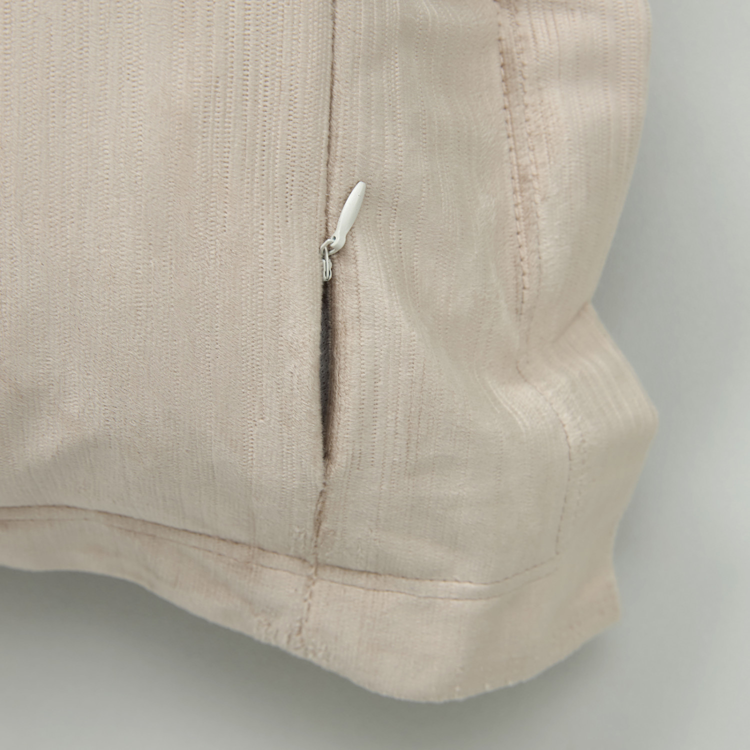 Подушка декоративная Адельфа/Adelfa, бежевая - фото № 4