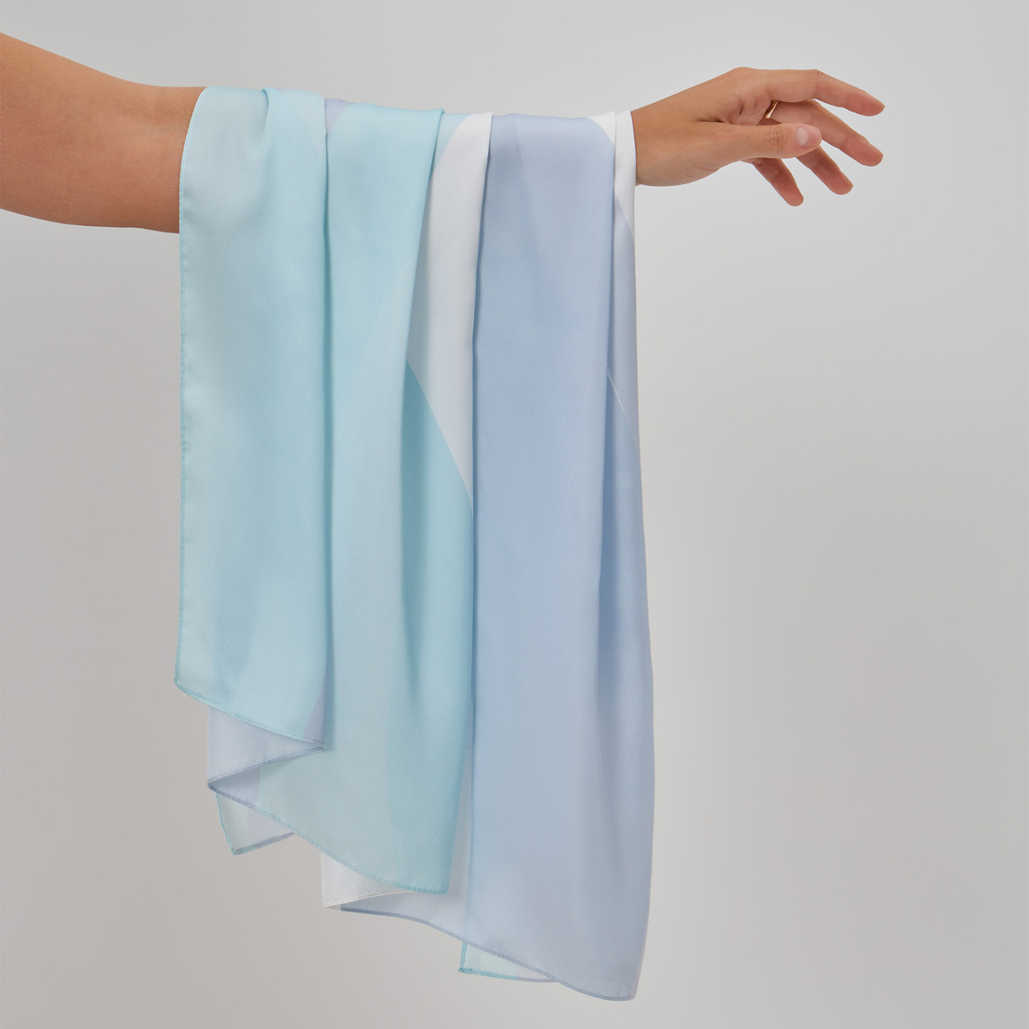 Платок шейный Divina, голубой I - фото № 6