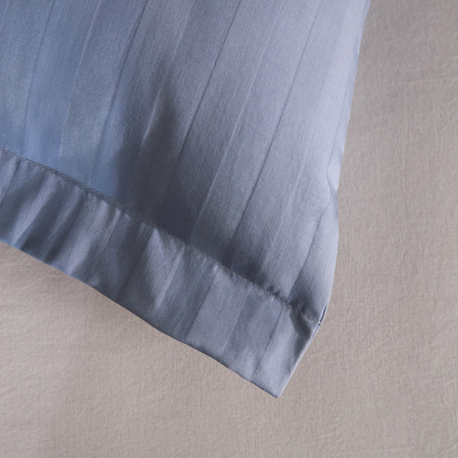 Комплект наволочек Темная вода/Dark water с ушками - фото № 5