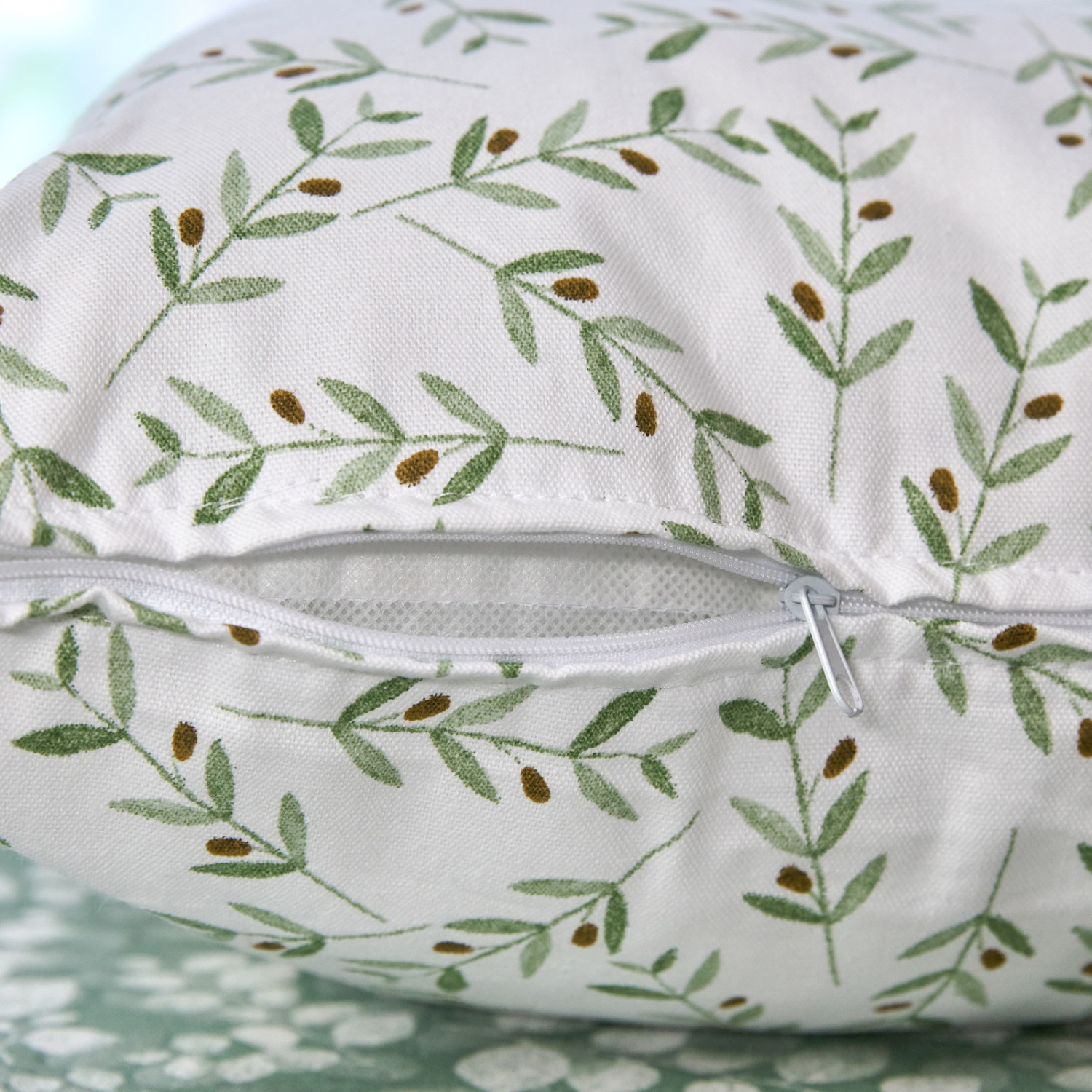 Подушка декоративная Olives - фото № 3