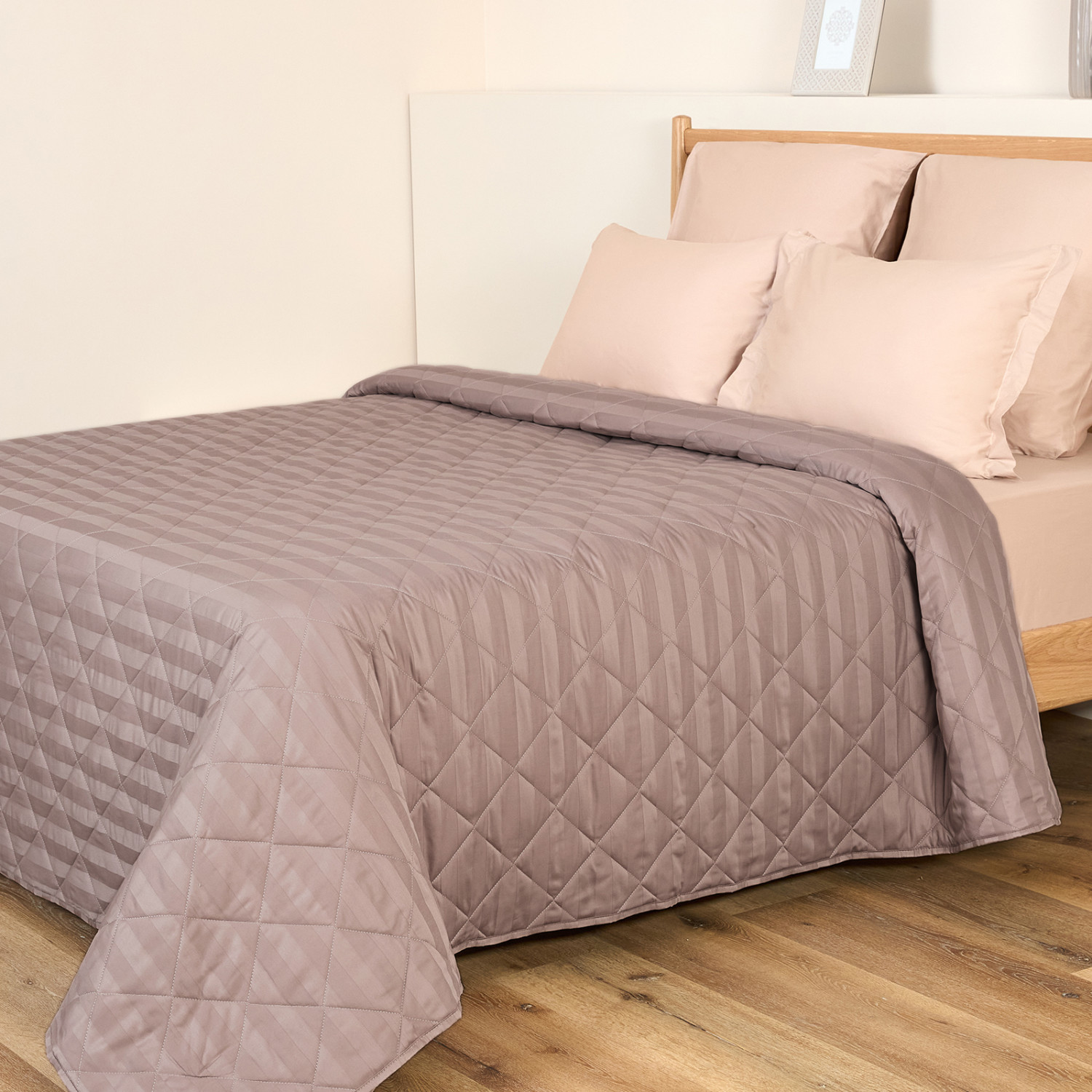 Покрывало Magnificenza, бежевое