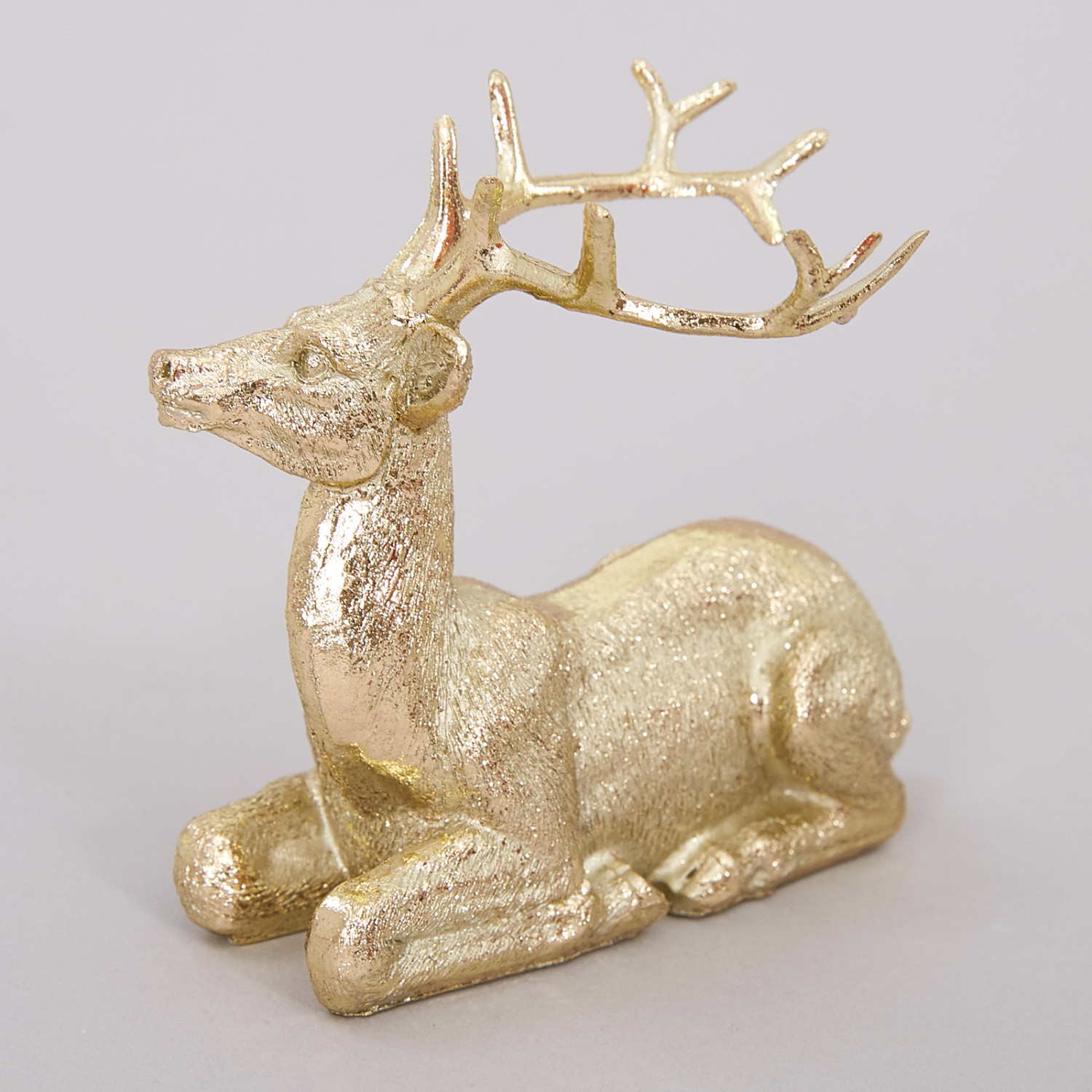 Статуэтка Олень